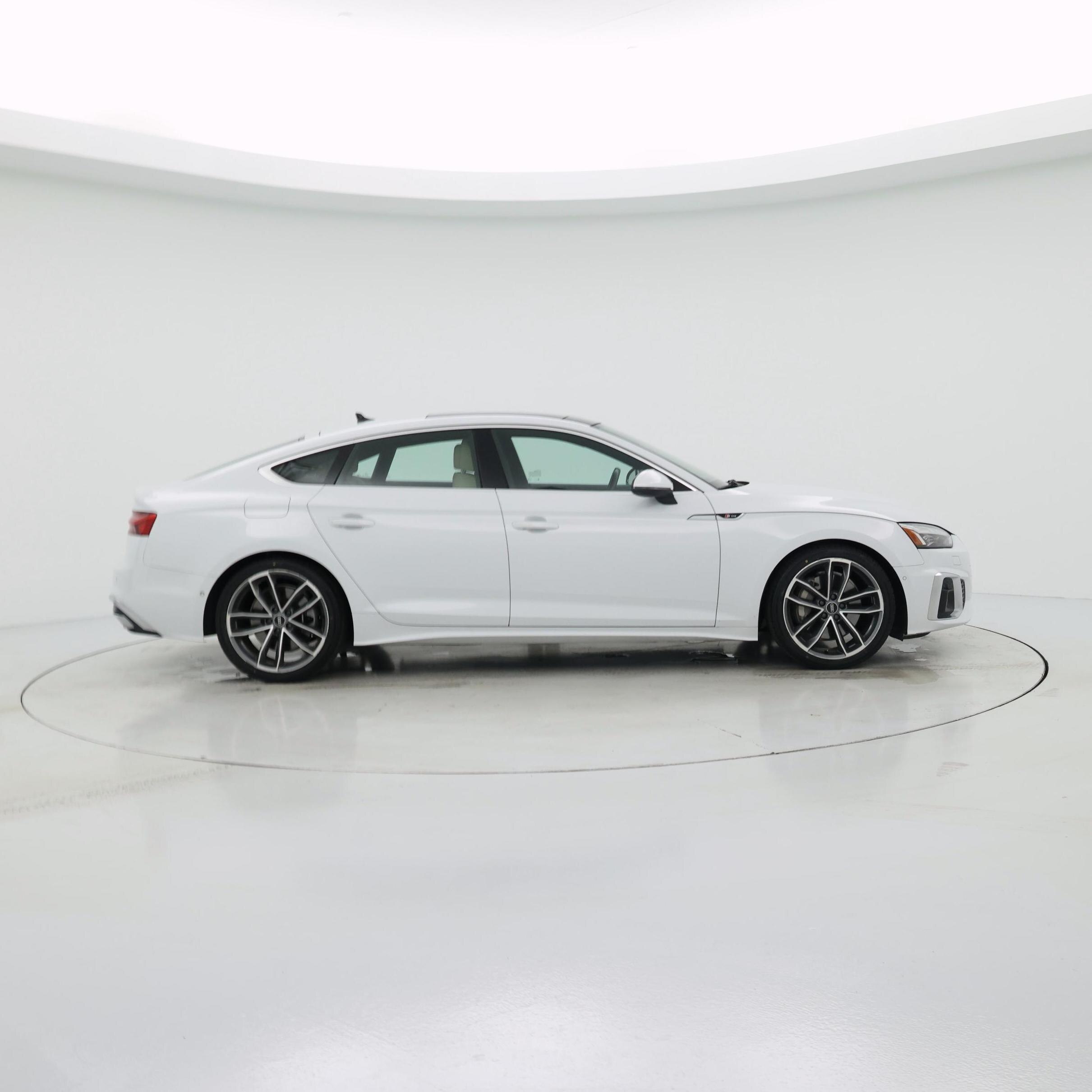 Thumbnail: 2021 Audi A5 - 7