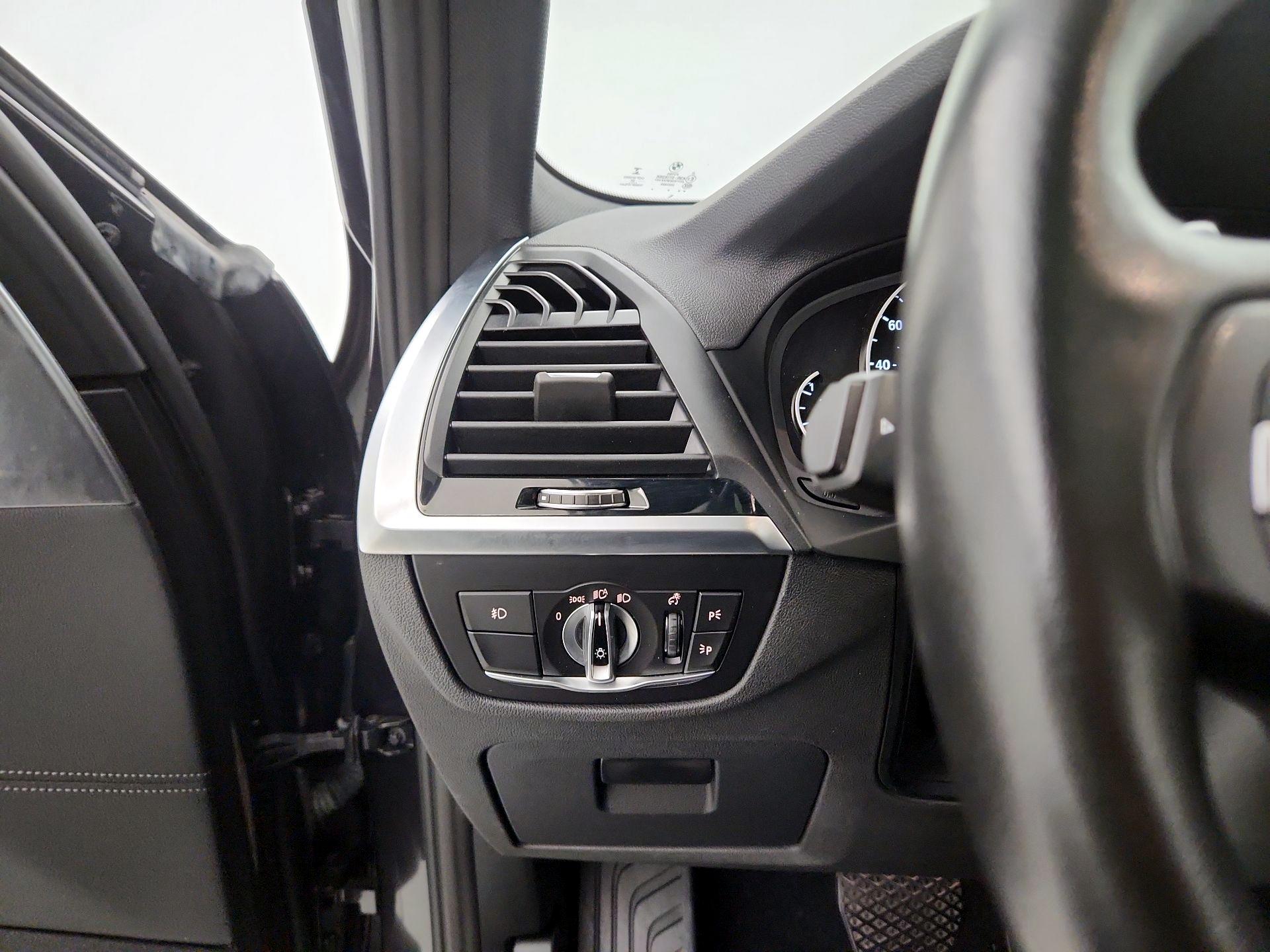 Thumbnail: 2020 BMW X3 - 13