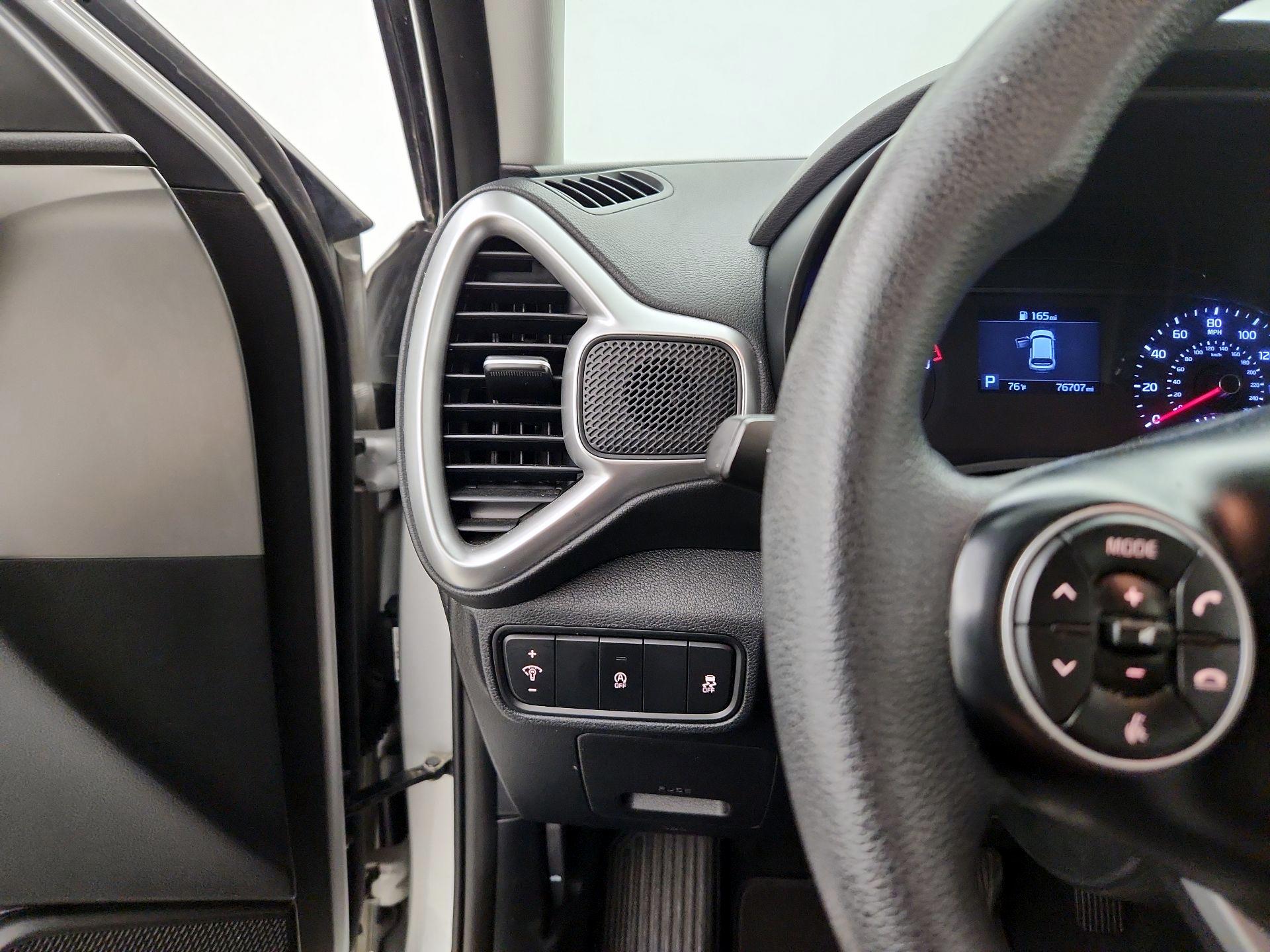 Thumbnail: 2020 Kia Soul - 13