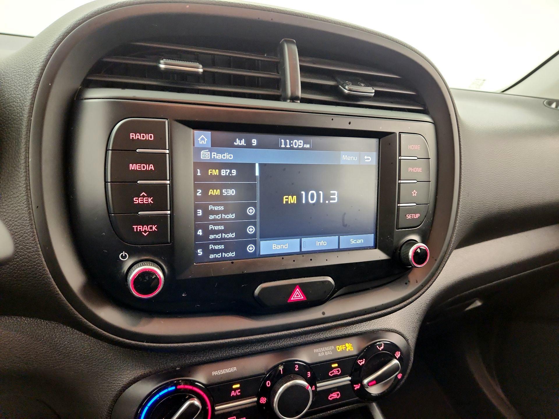 Thumbnail: 2020 Kia Soul - 15