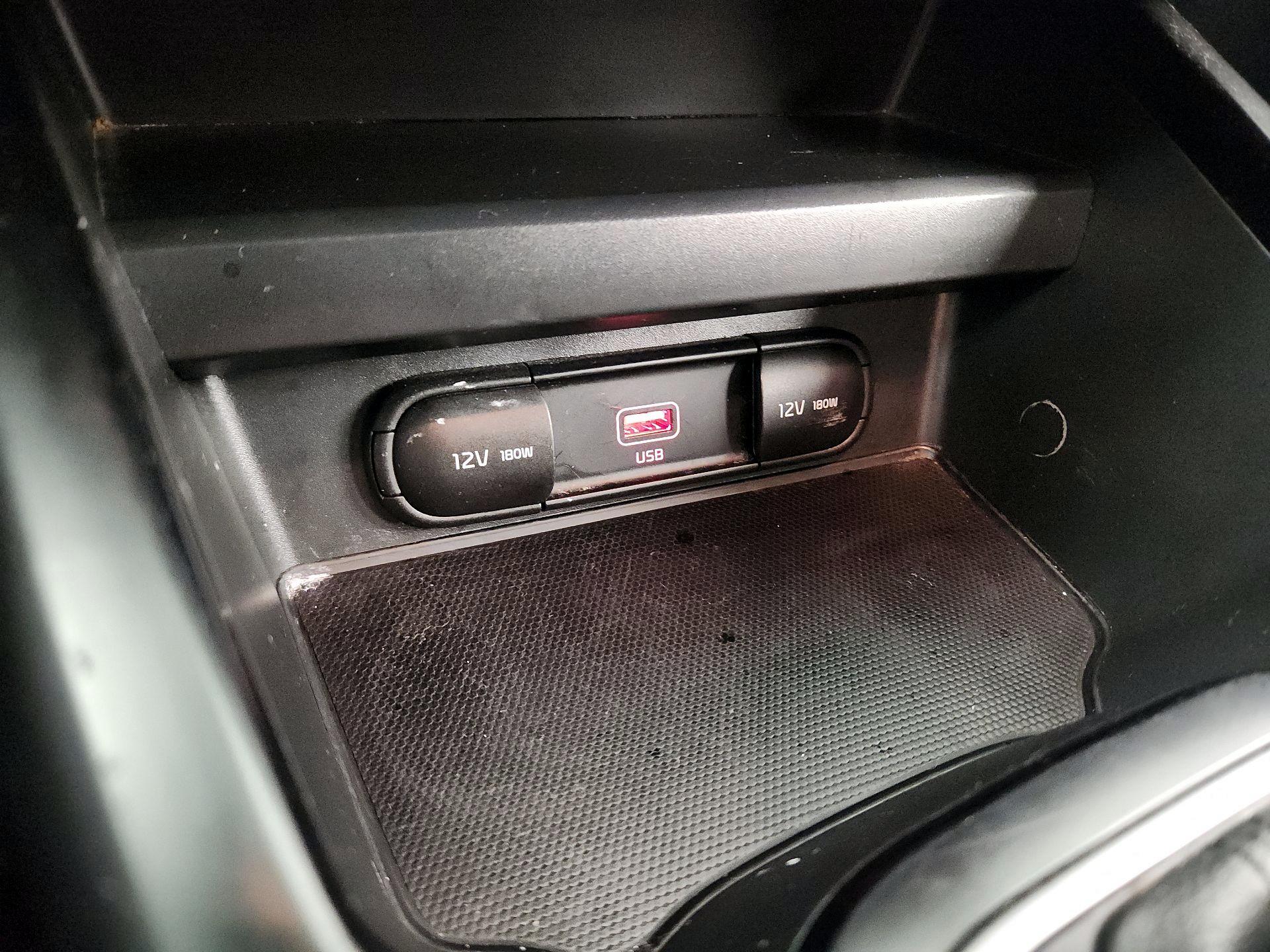Thumbnail: 2020 Kia Soul - 18