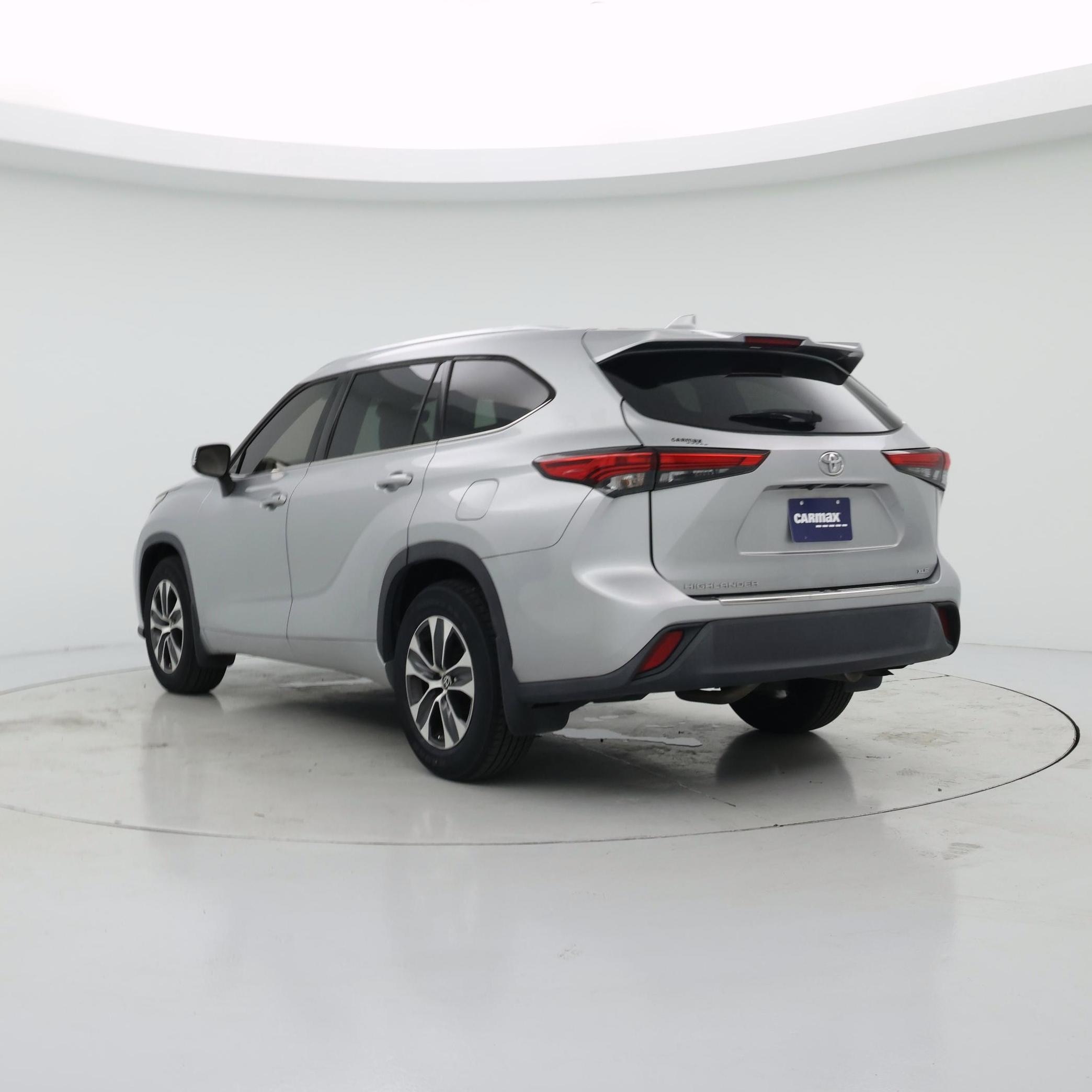 Thumbnail: 2021 Toyota Highlander - 2