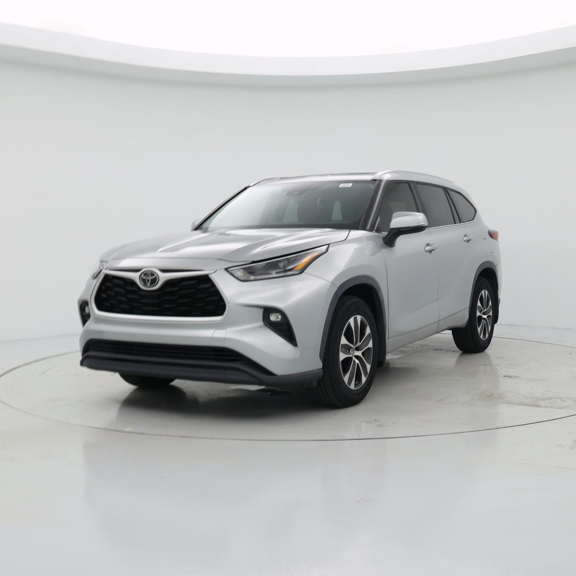 Thumbnail: 2021 Toyota Highlander - 4