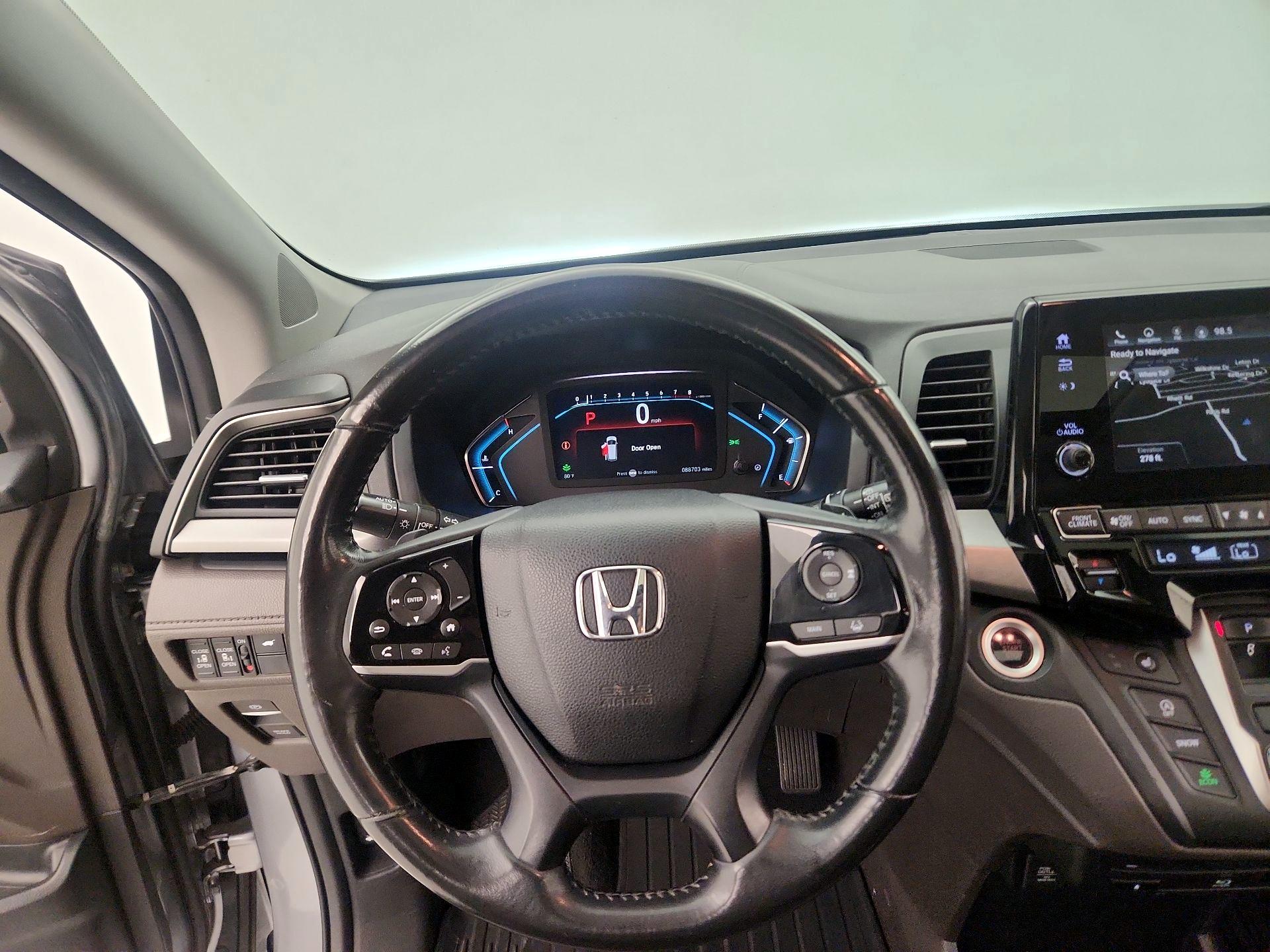 Thumbnail: 2018 Honda Odyssey - 10