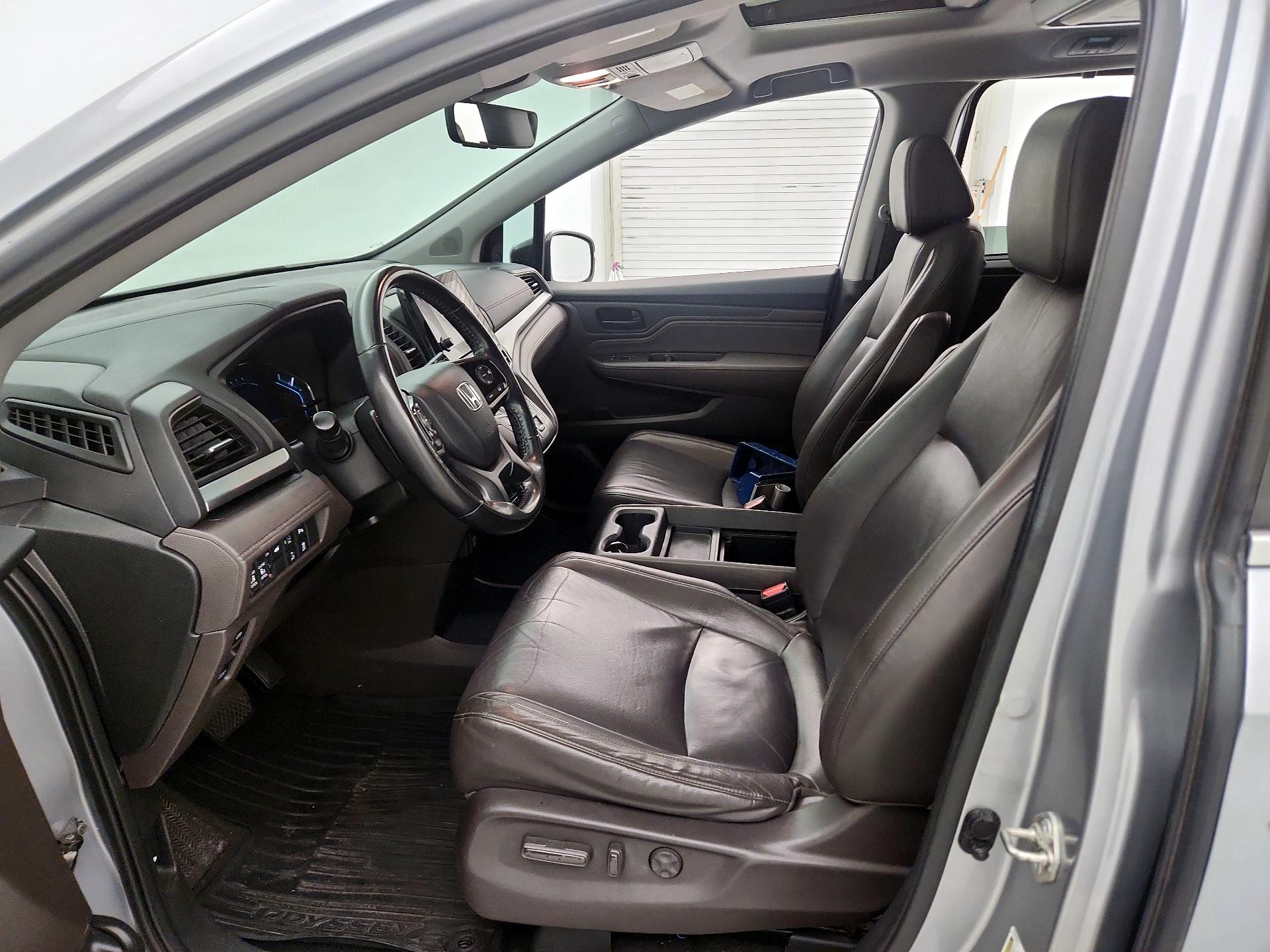 Thumbnail: 2018 Honda Odyssey - 11