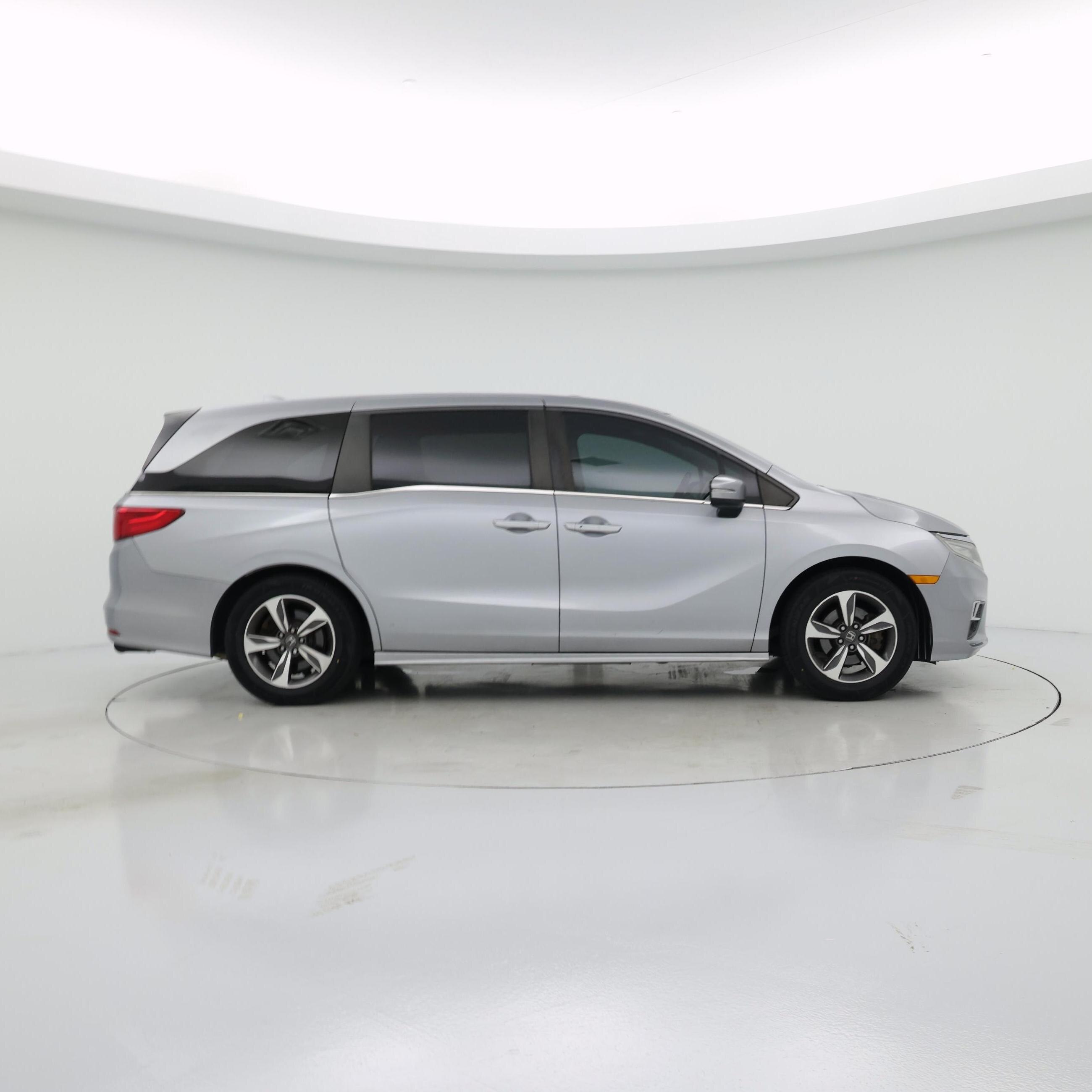 Thumbnail: 2018 Honda Odyssey - 7