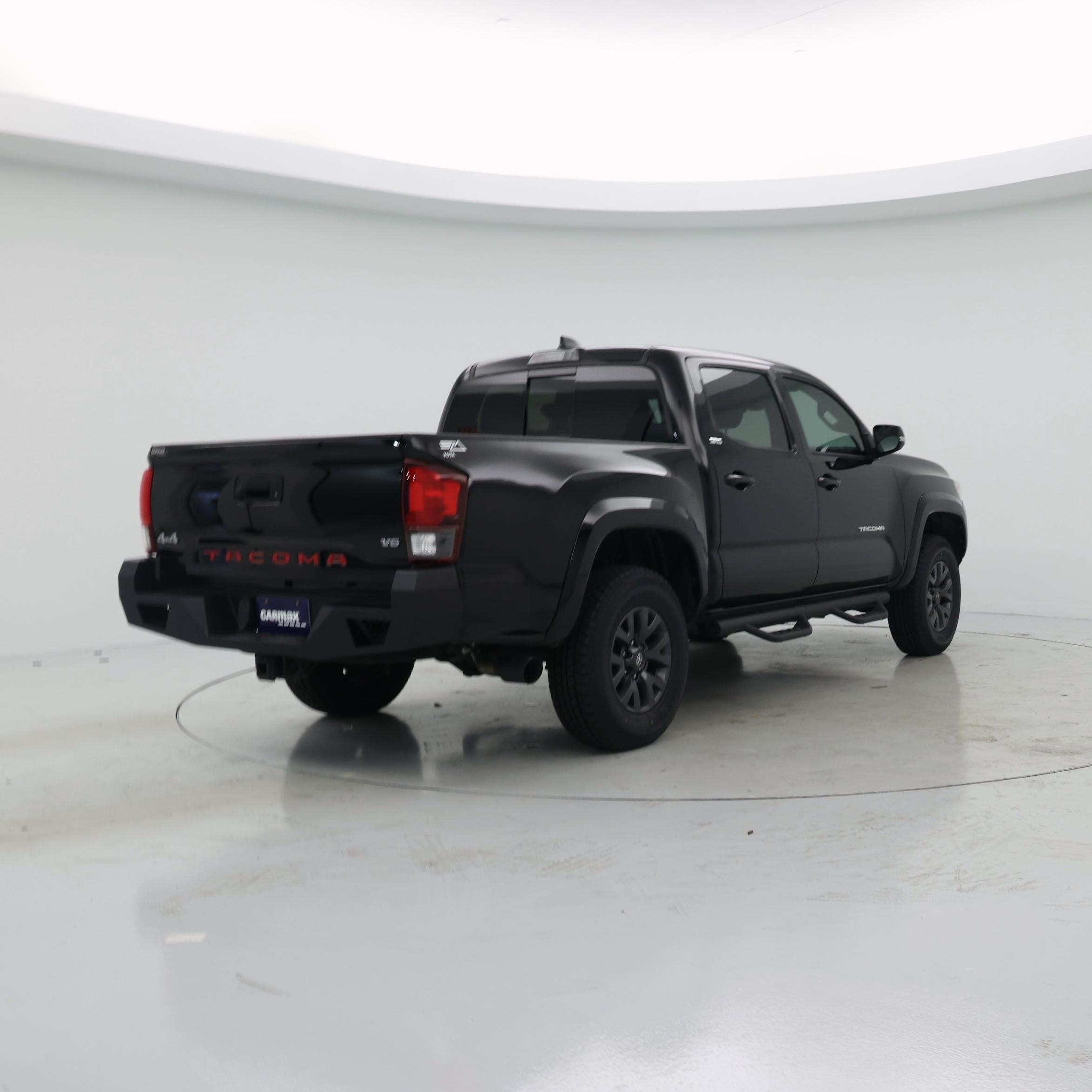 Thumbnail: 2023 Toyota Tacoma - 8