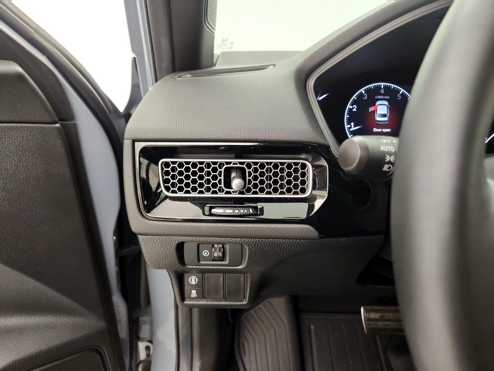 2024 Honda Civic Sport - Photo 14