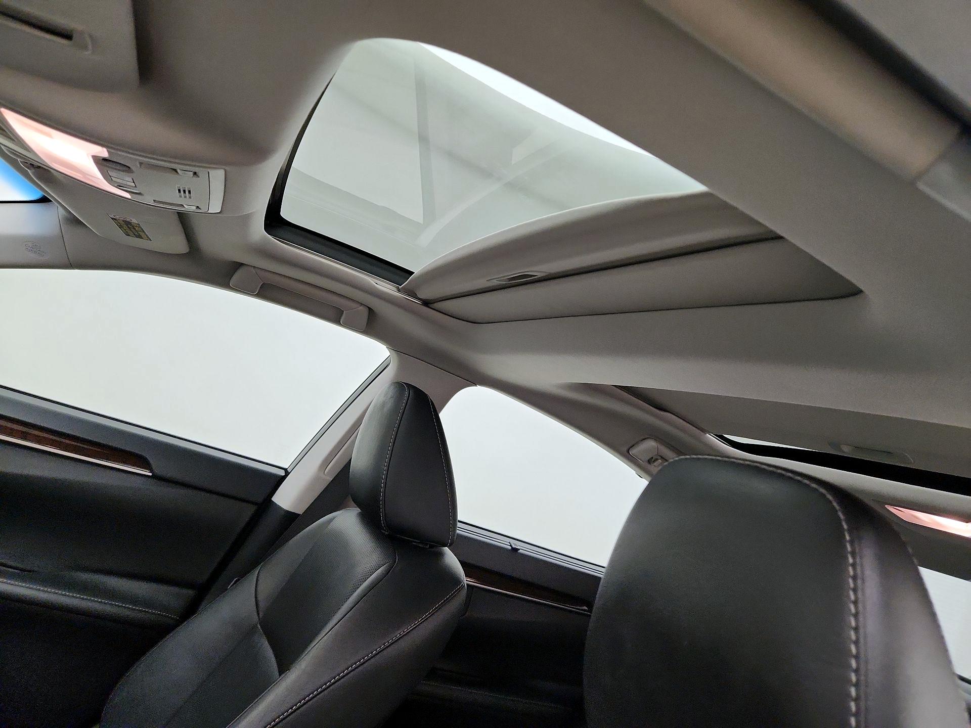 Thumbnail: 2015 Lexus ES - 19