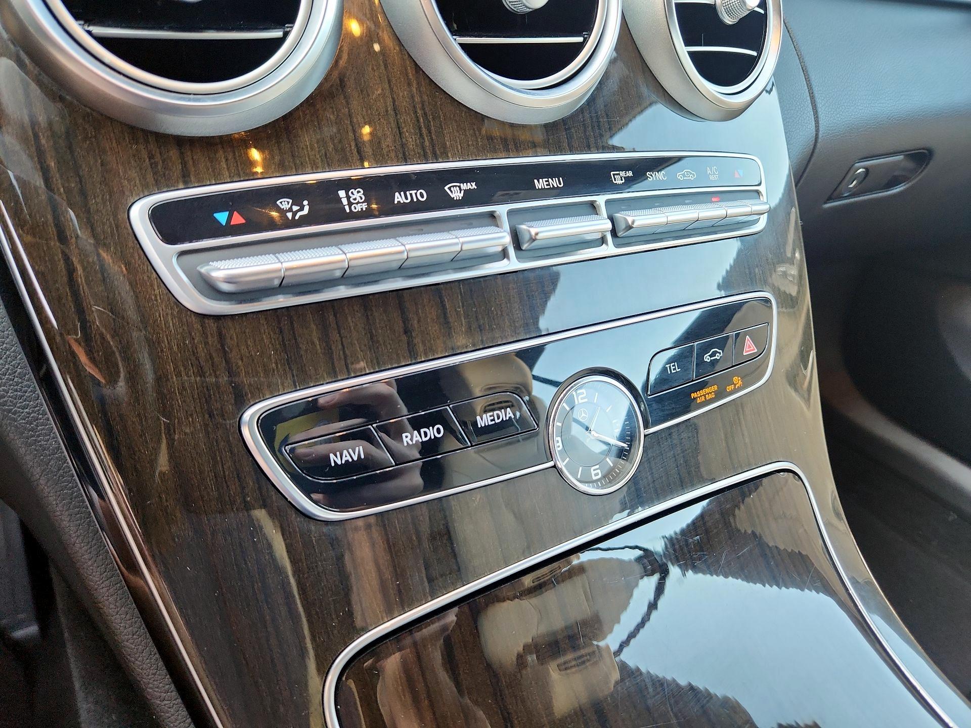 Thumbnail: 2020 Mercedes-Benz C-Class - 15