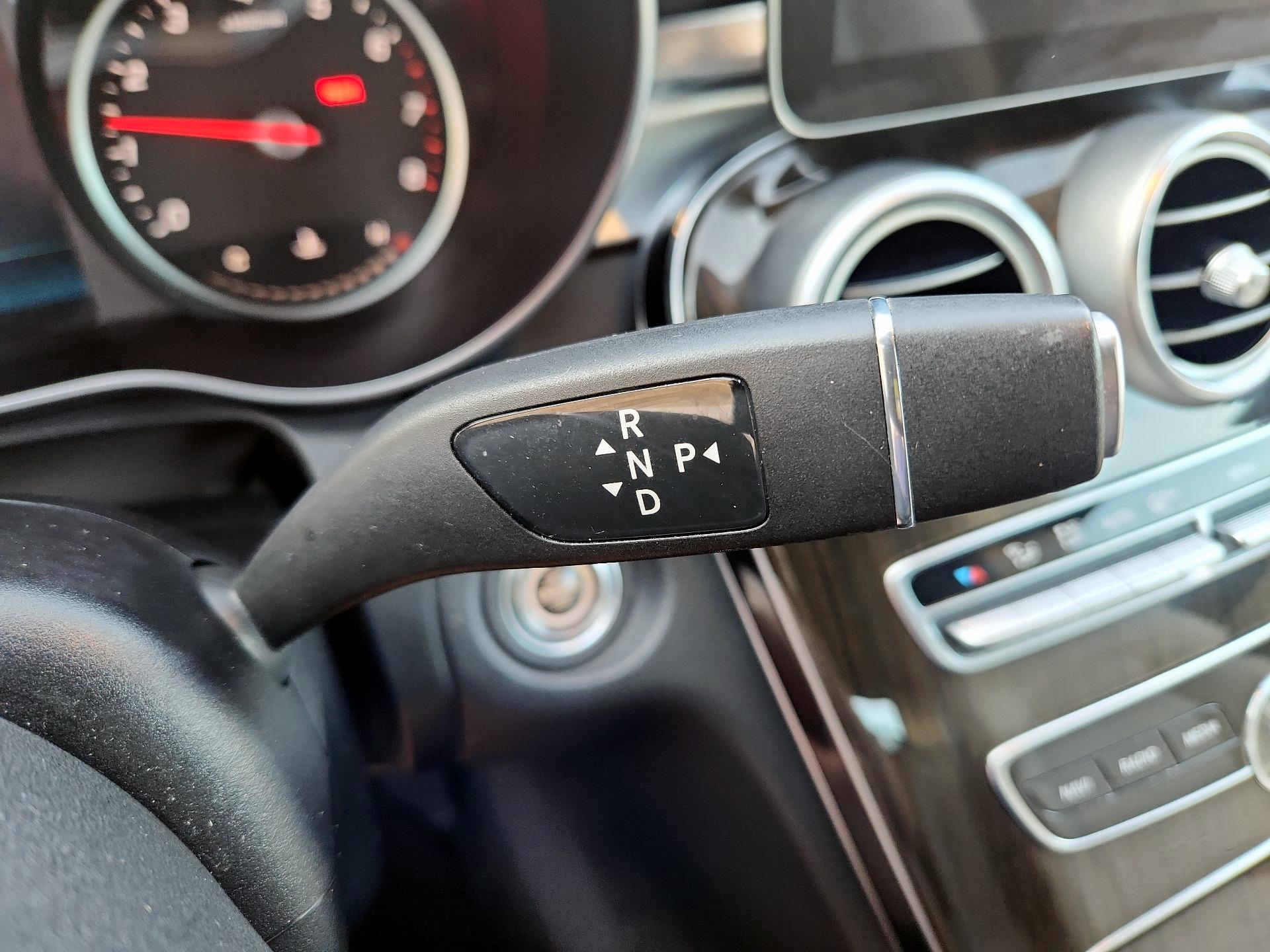 Thumbnail: 2020 Mercedes-Benz C-Class - 16