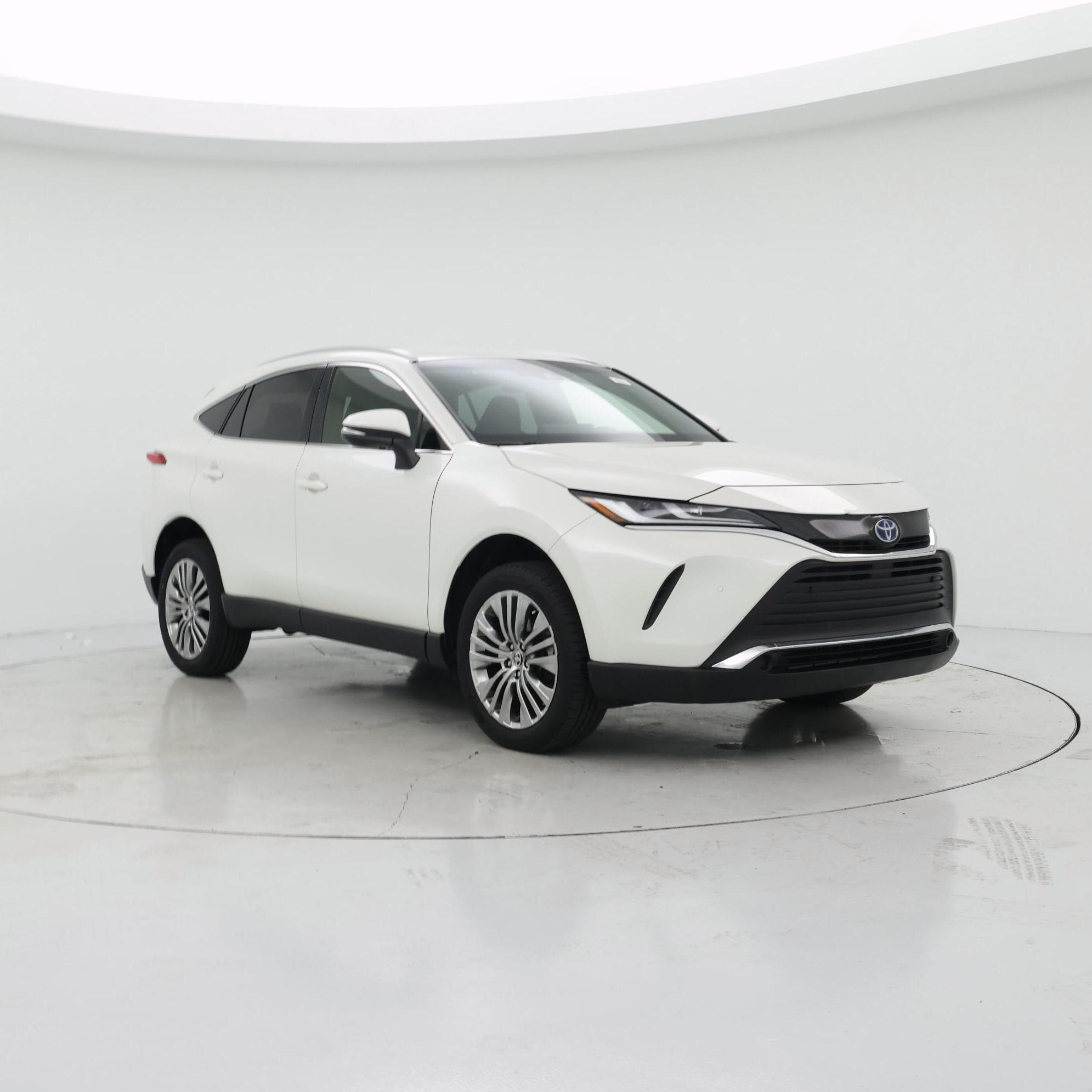 White 2022 Toyota Venza SUV / Crossover All-Wheel Drive Automatic