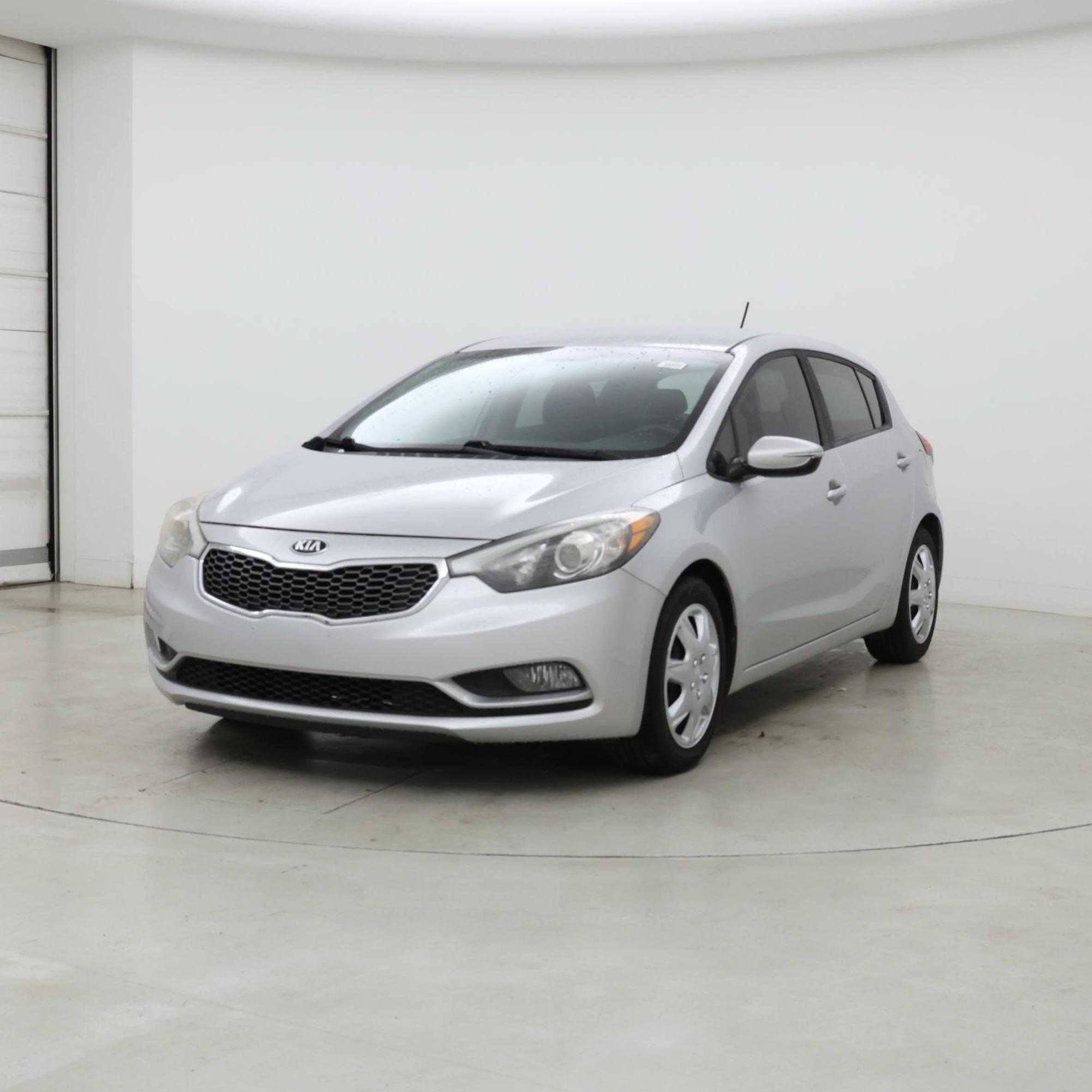 Thumbnail: 2016 Kia Forte - 4