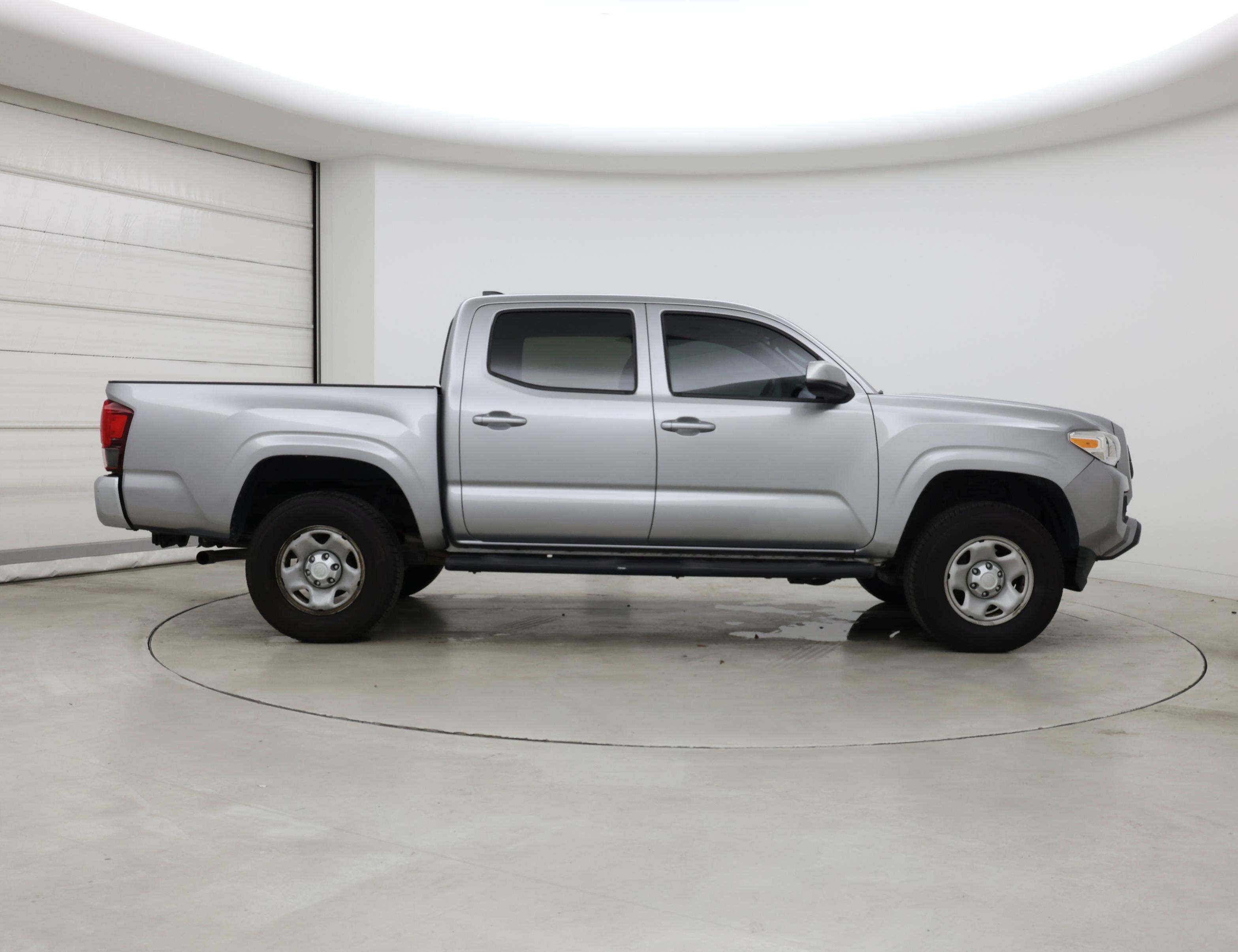 Thumbnail: 2021 Toyota Tacoma - 7