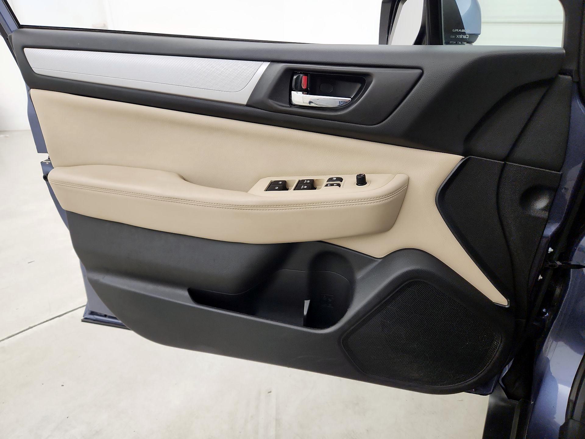 Thumbnail: 2017 Subaru Outback - 12