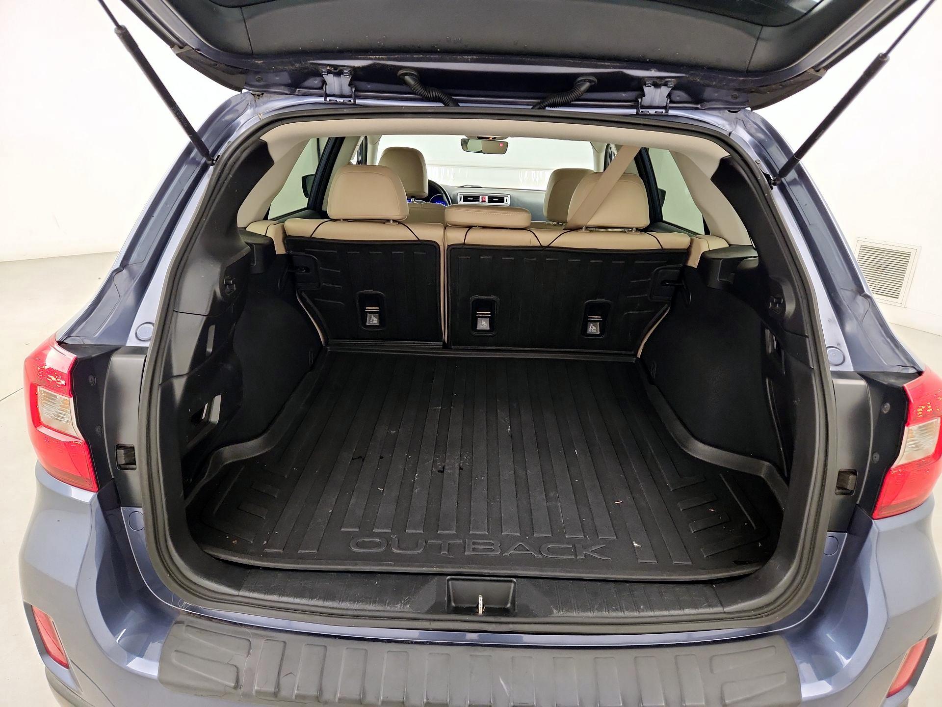 Thumbnail: 2017 Subaru Outback - 20