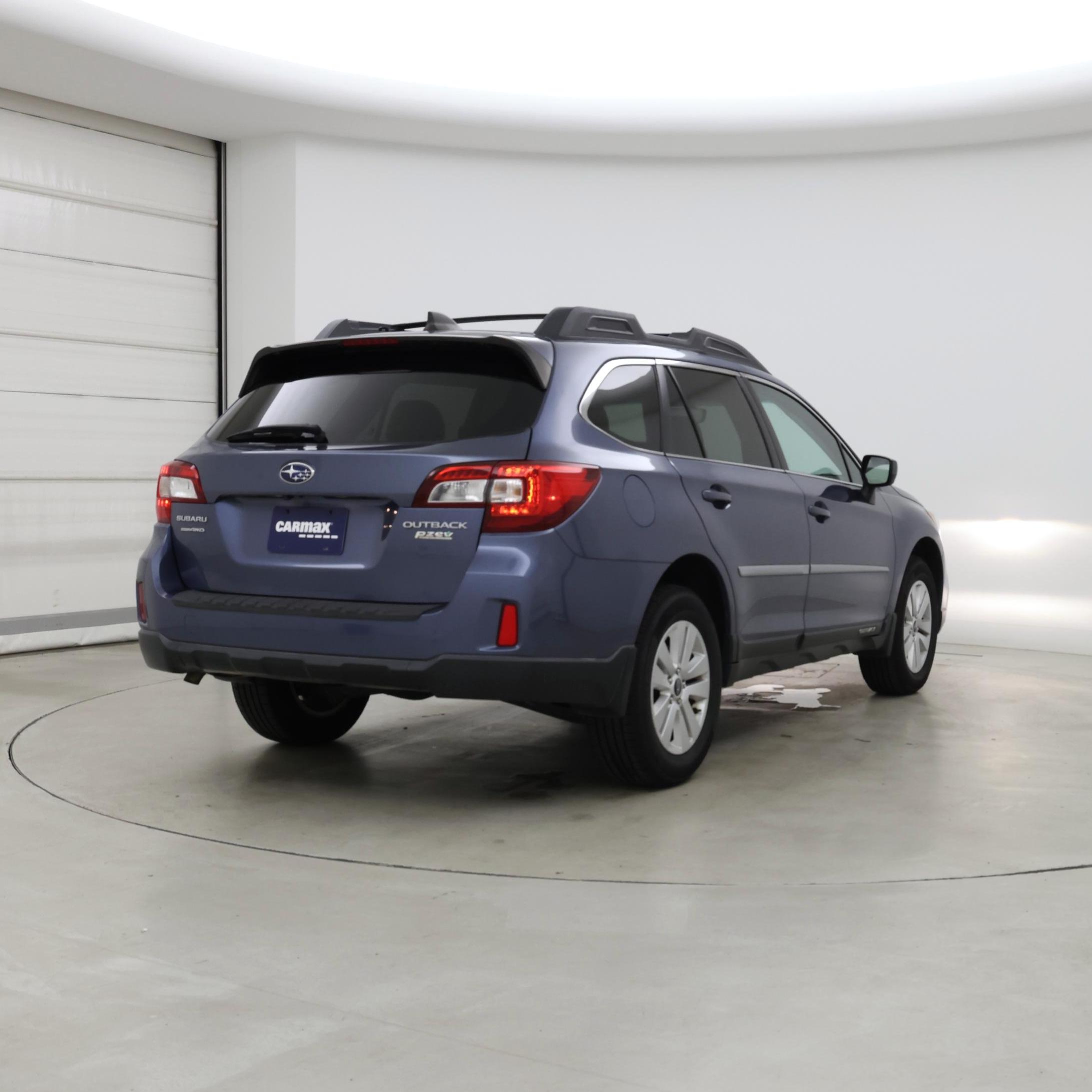 Thumbnail: 2017 Subaru Outback - 8