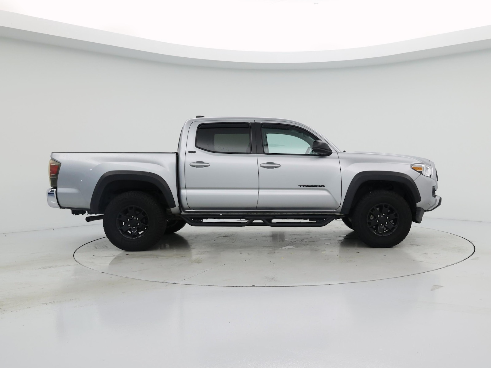 2023 Toyota Tacoma SR5 - Photo 8