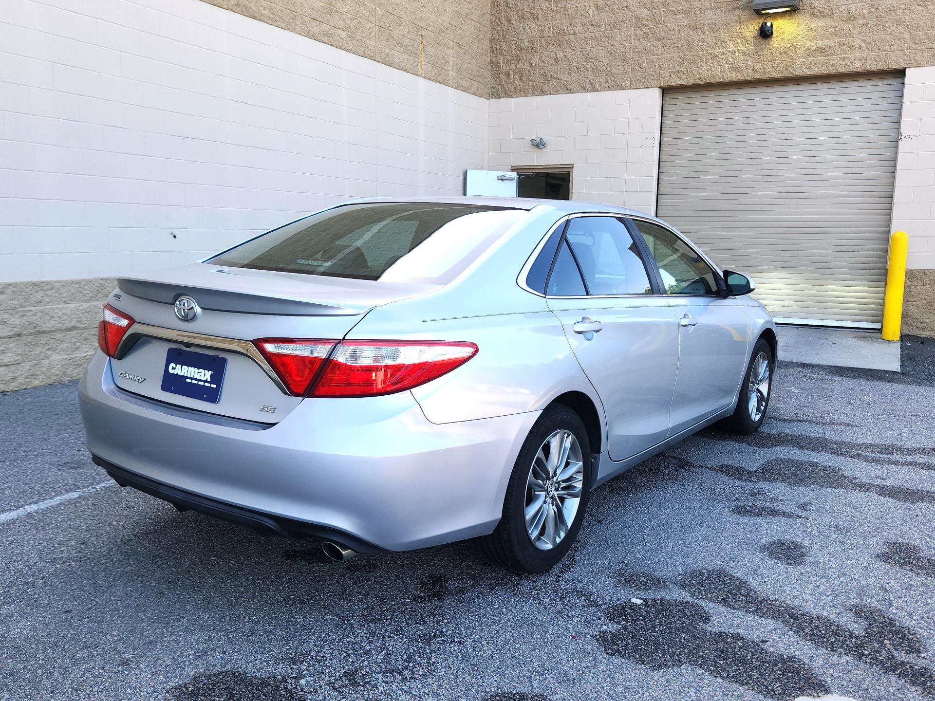 Thumbnail: 2016 Toyota Camry - 5