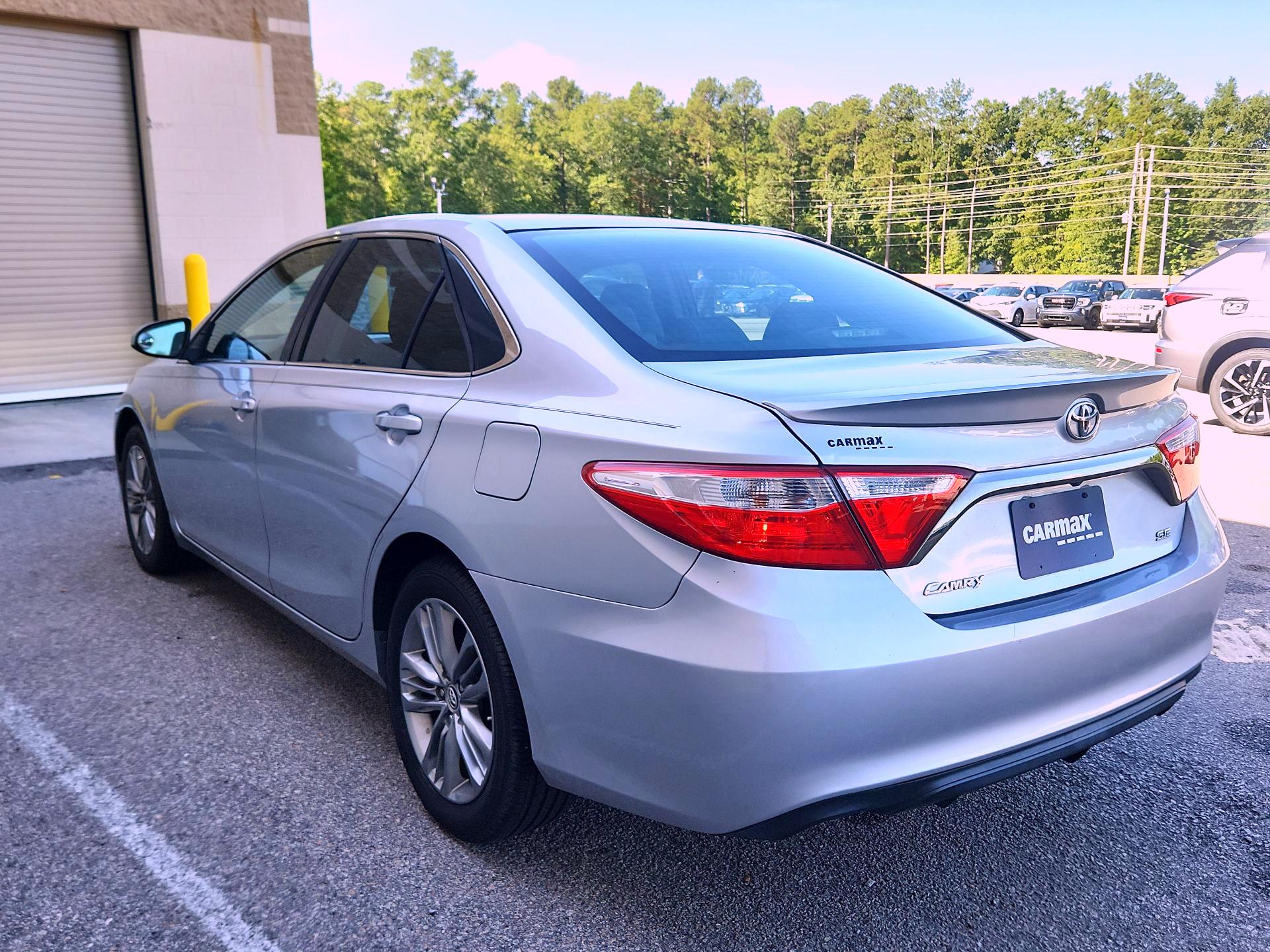 Thumbnail: 2016 Toyota Camry - 7