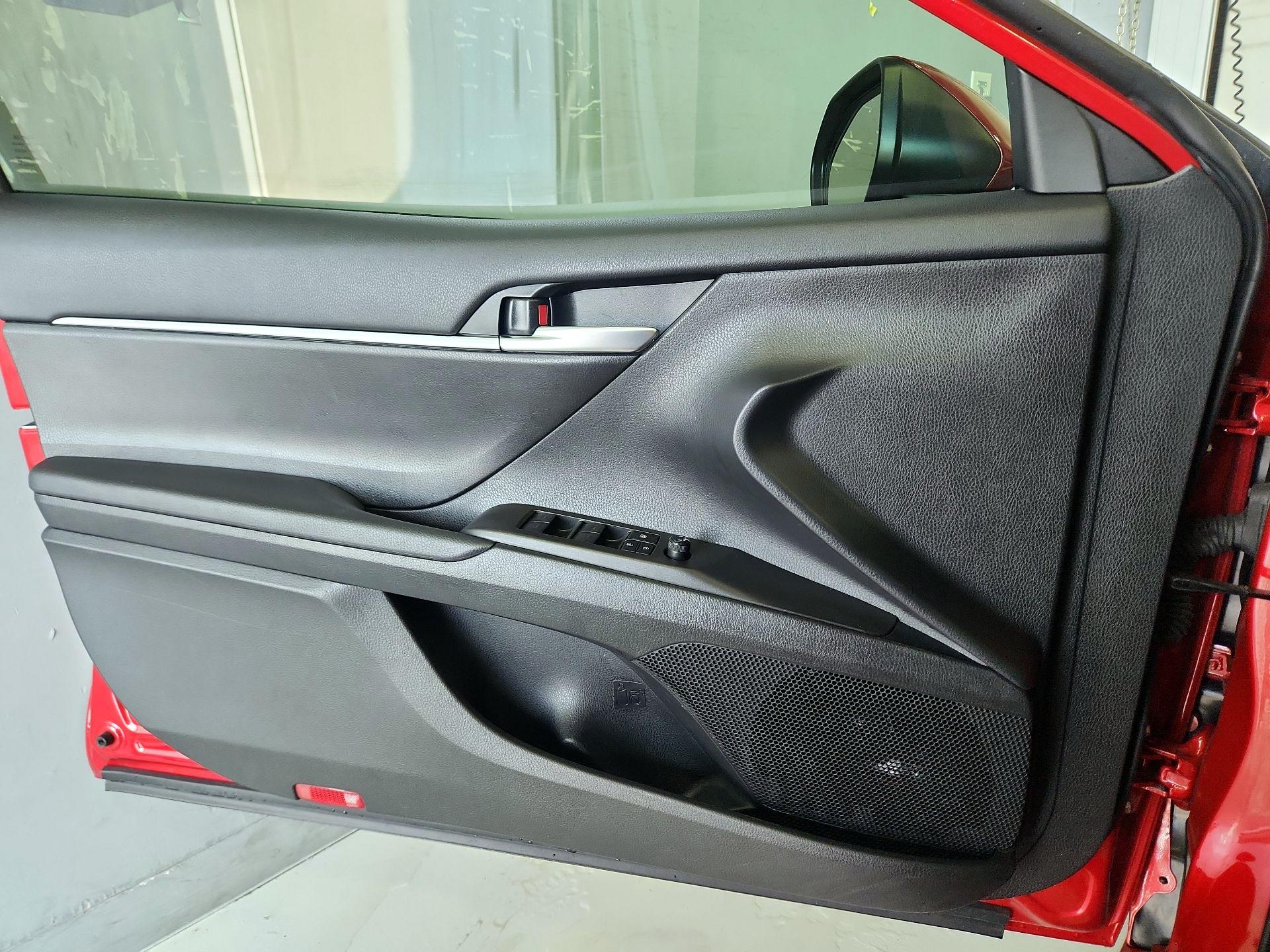 Thumbnail: 2024 Toyota Camry - 12