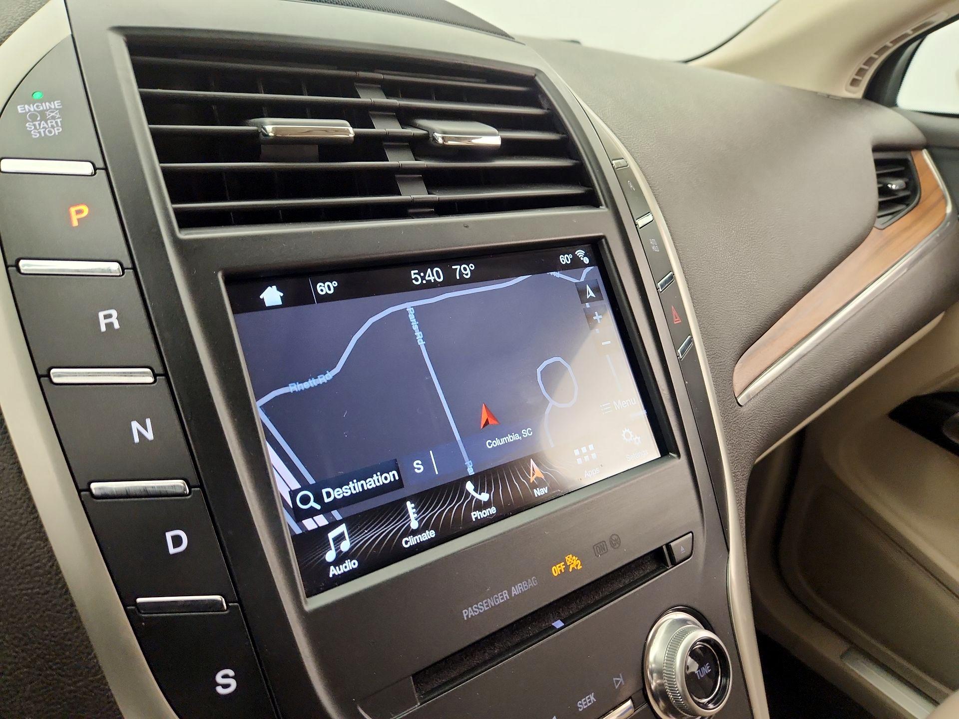 Thumbnail: 2017 Lincoln MKC - 14