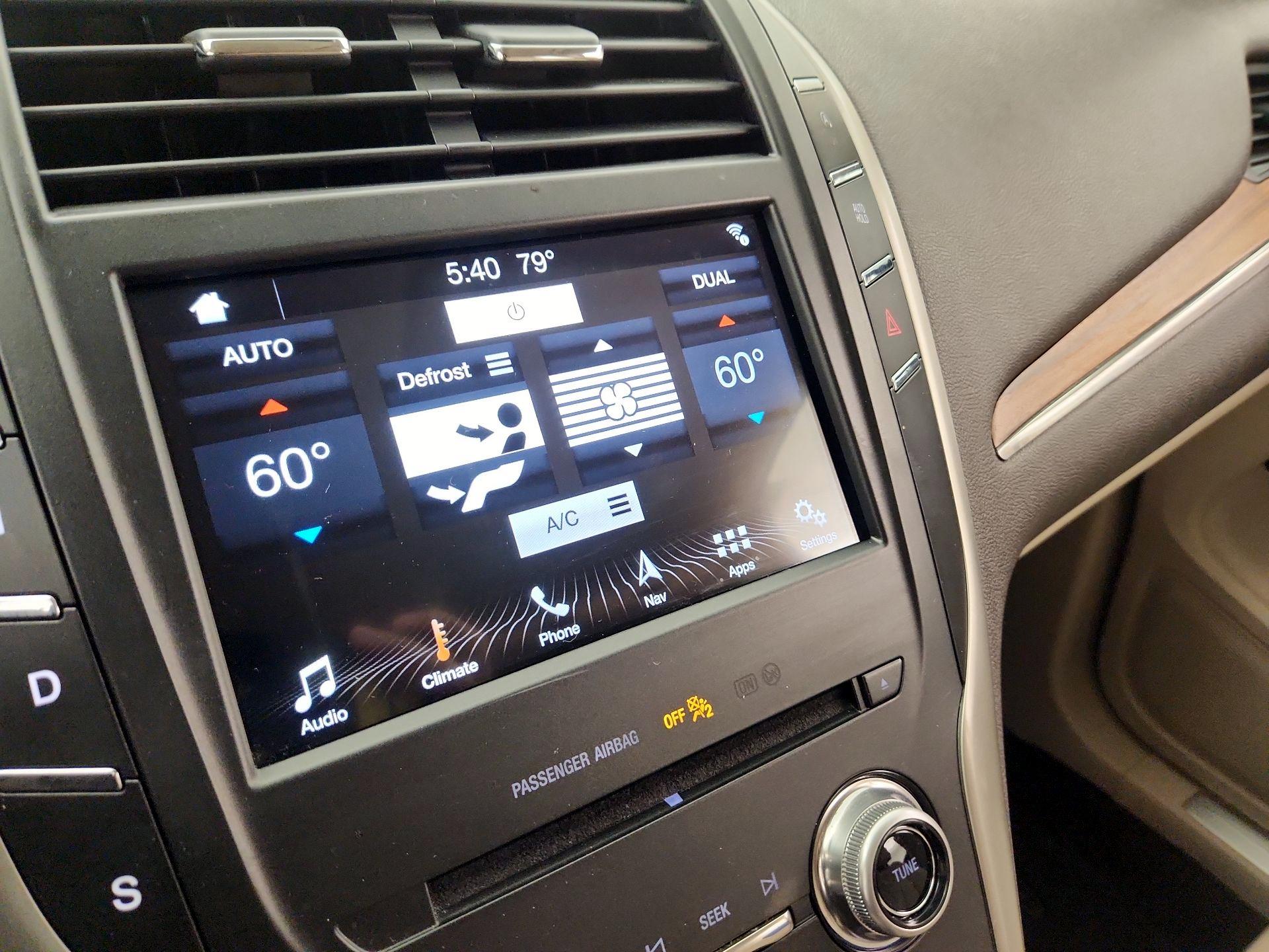 Thumbnail: 2017 Lincoln MKC - 17