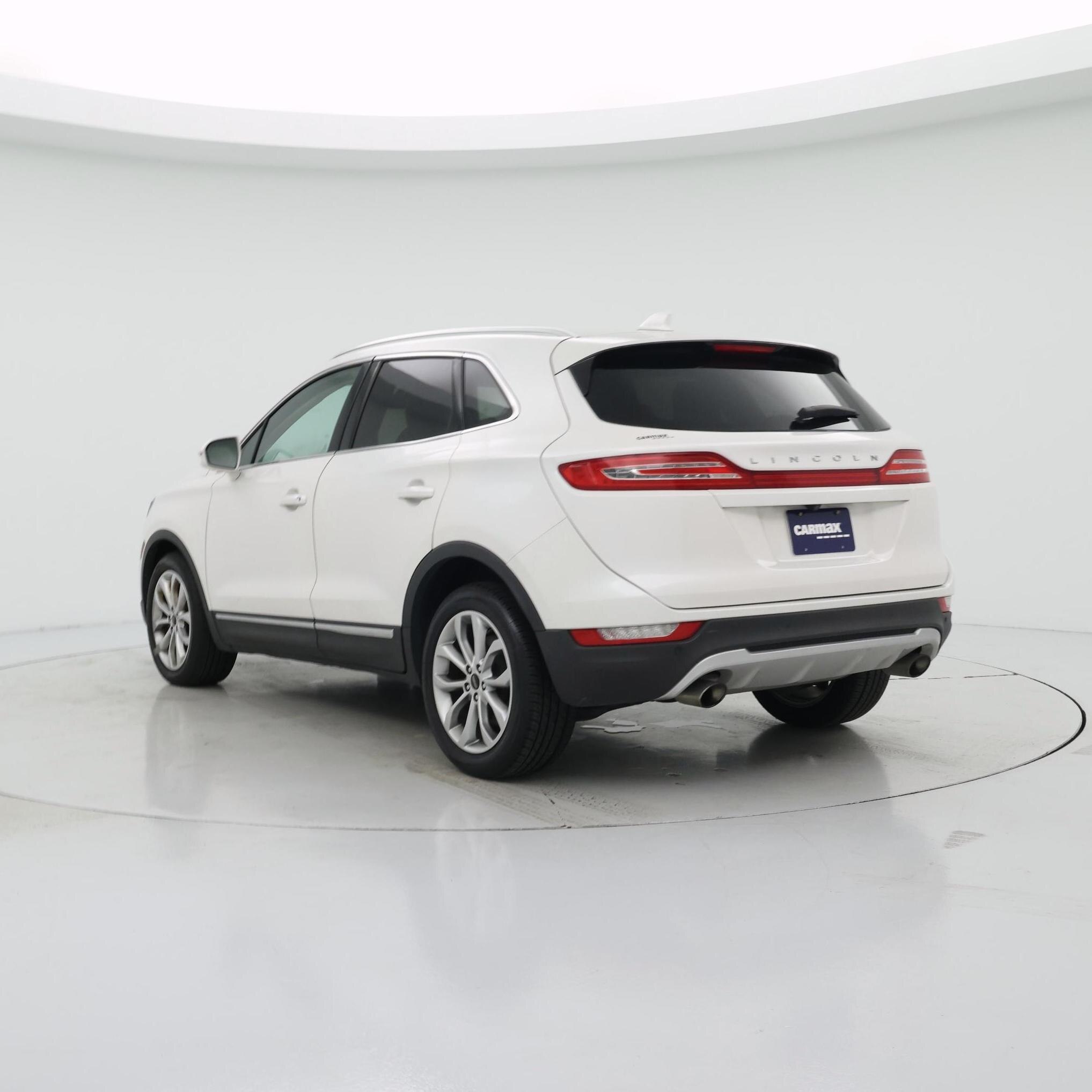Thumbnail: 2017 Lincoln MKC - 2