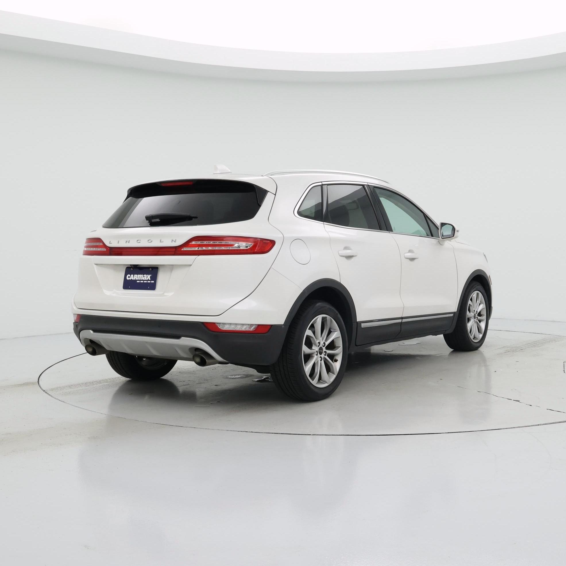 Thumbnail: 2017 Lincoln MKC - 8