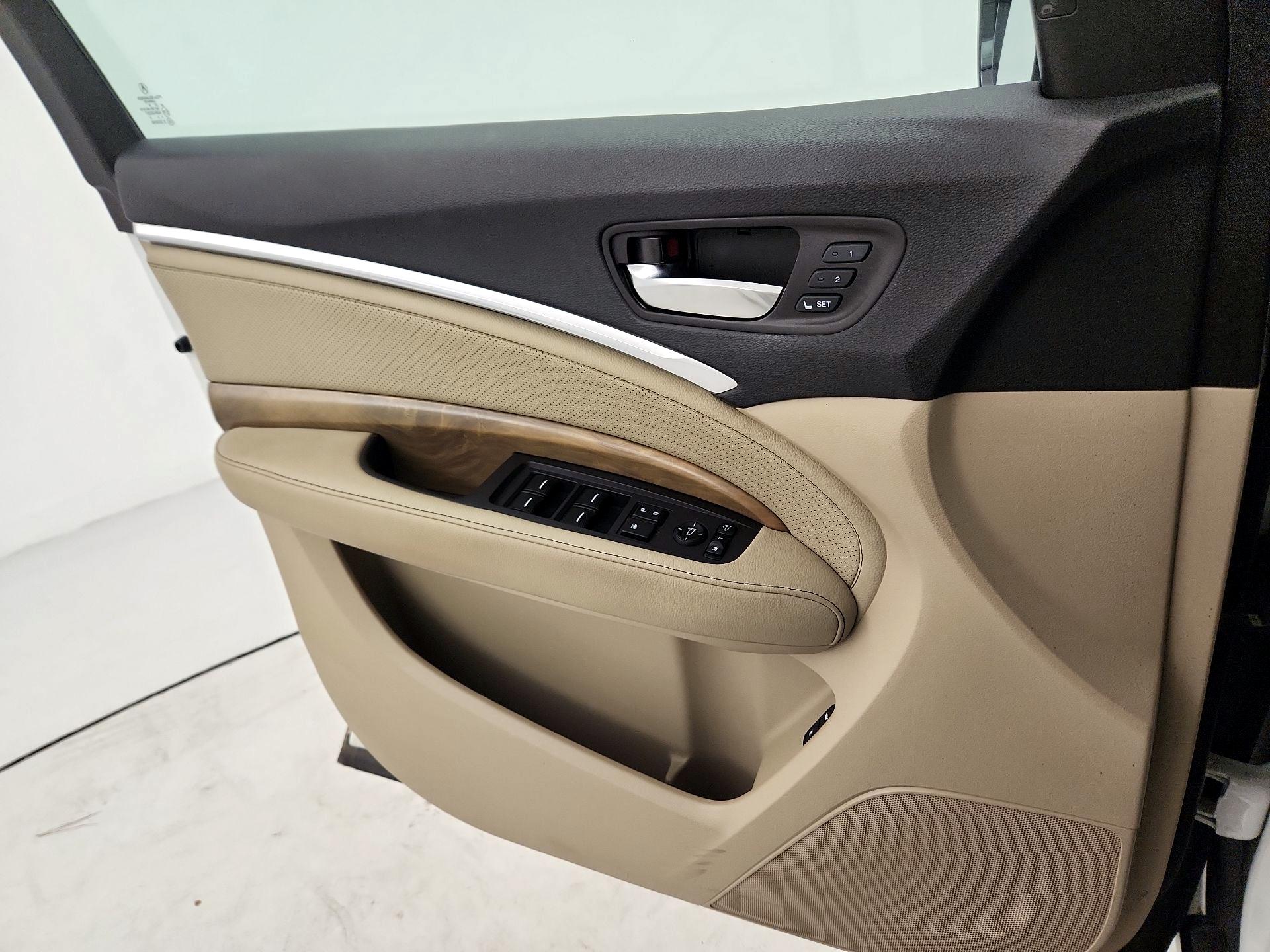 Thumbnail: 2019 Acura MDX - 12
