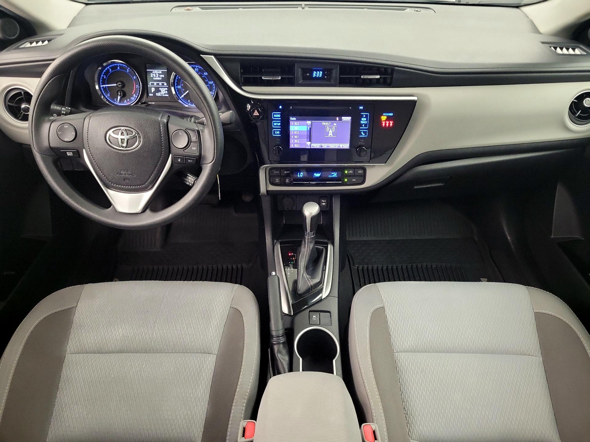 Thumbnail: 2018 Toyota Corolla - 9