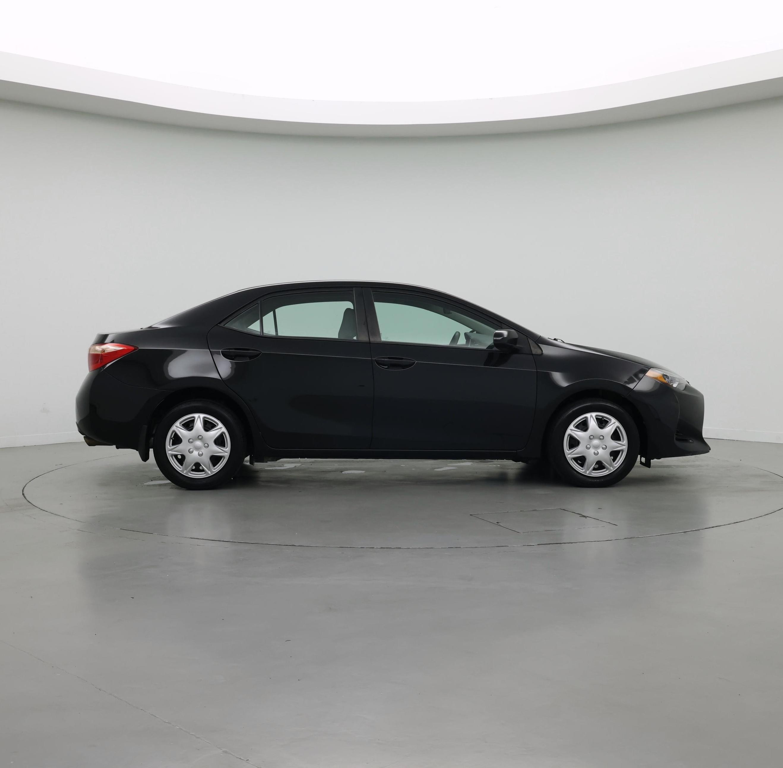Thumbnail: 2018 Toyota Corolla - 7