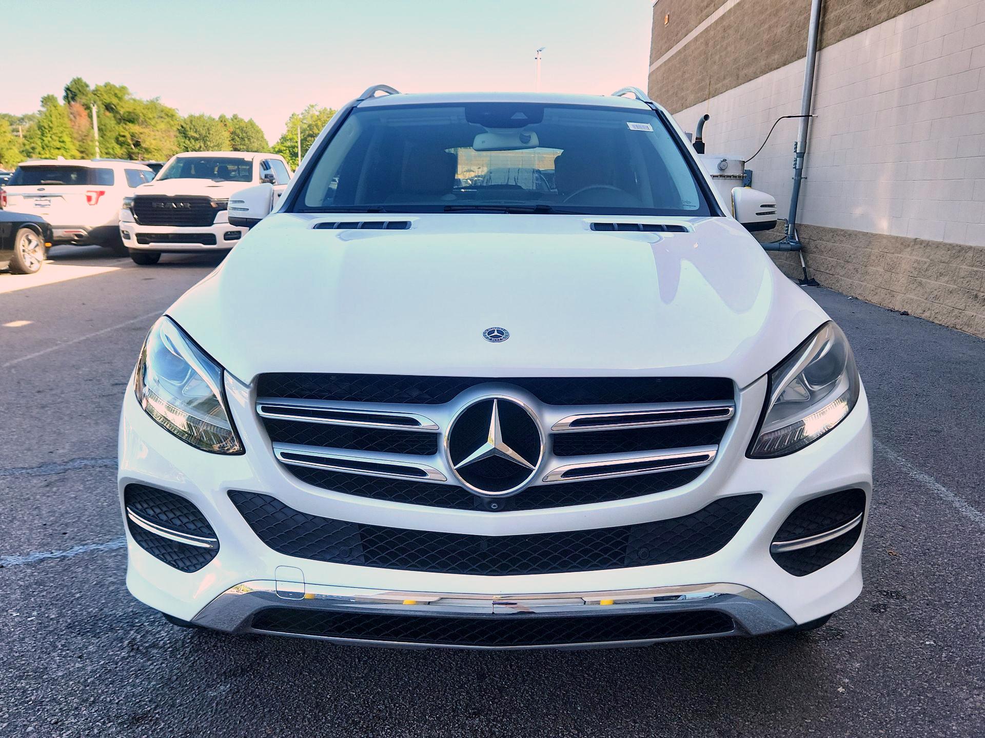 Thumbnail: 2018 Mercedes-Benz GLE - 2