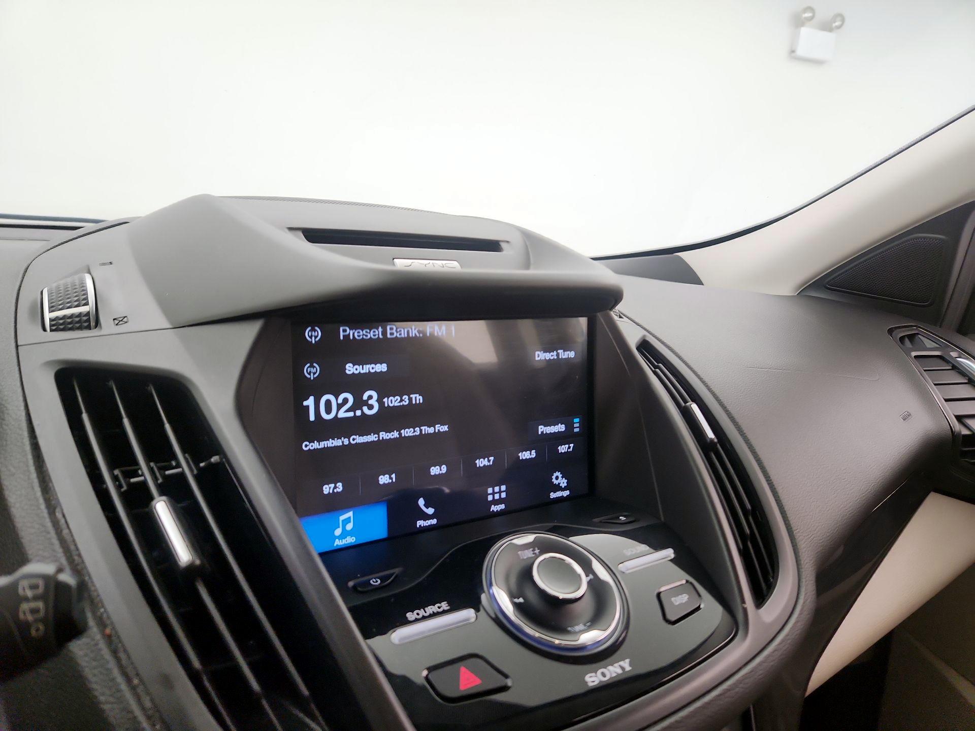 Thumbnail: 2017 Ford Escape - 15