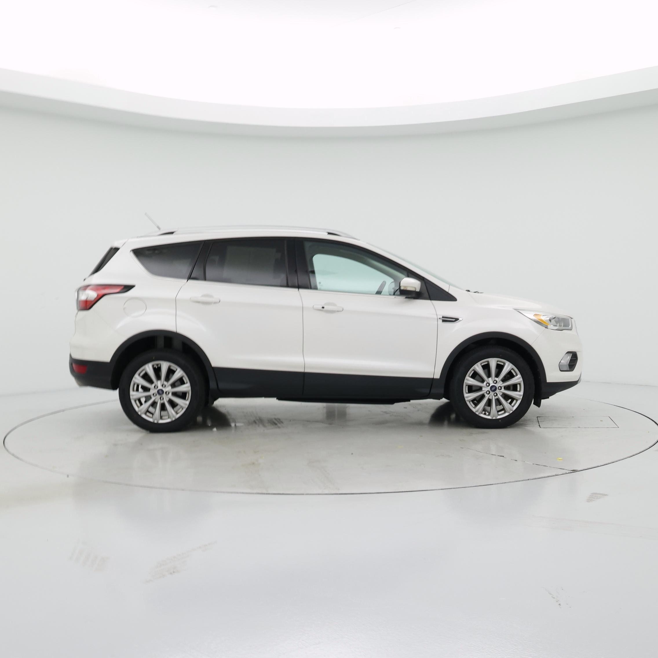 Thumbnail: 2017 Ford Escape - 7