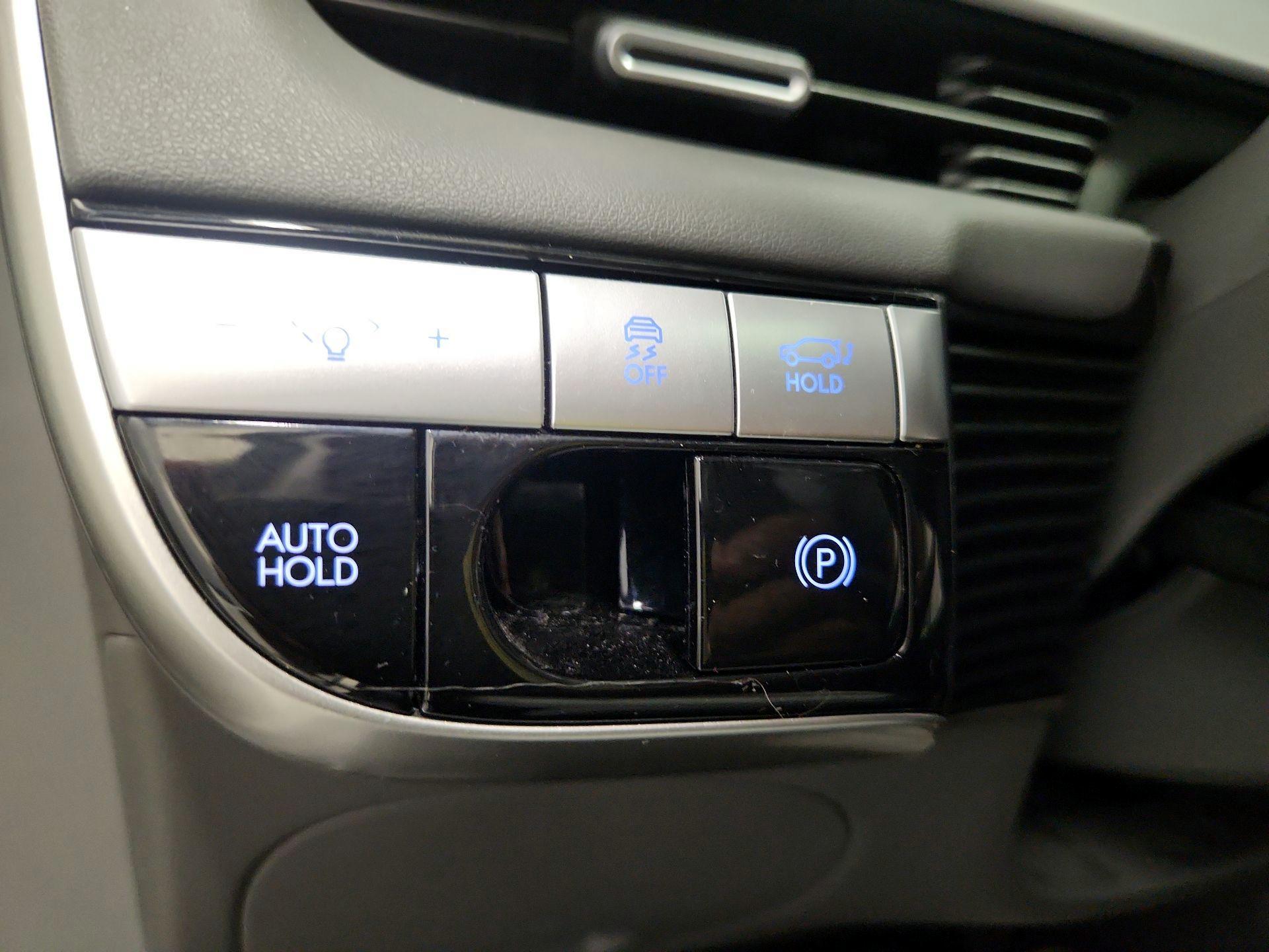 Thumbnail: 2023 Hyundai Ioniq 5 - 13