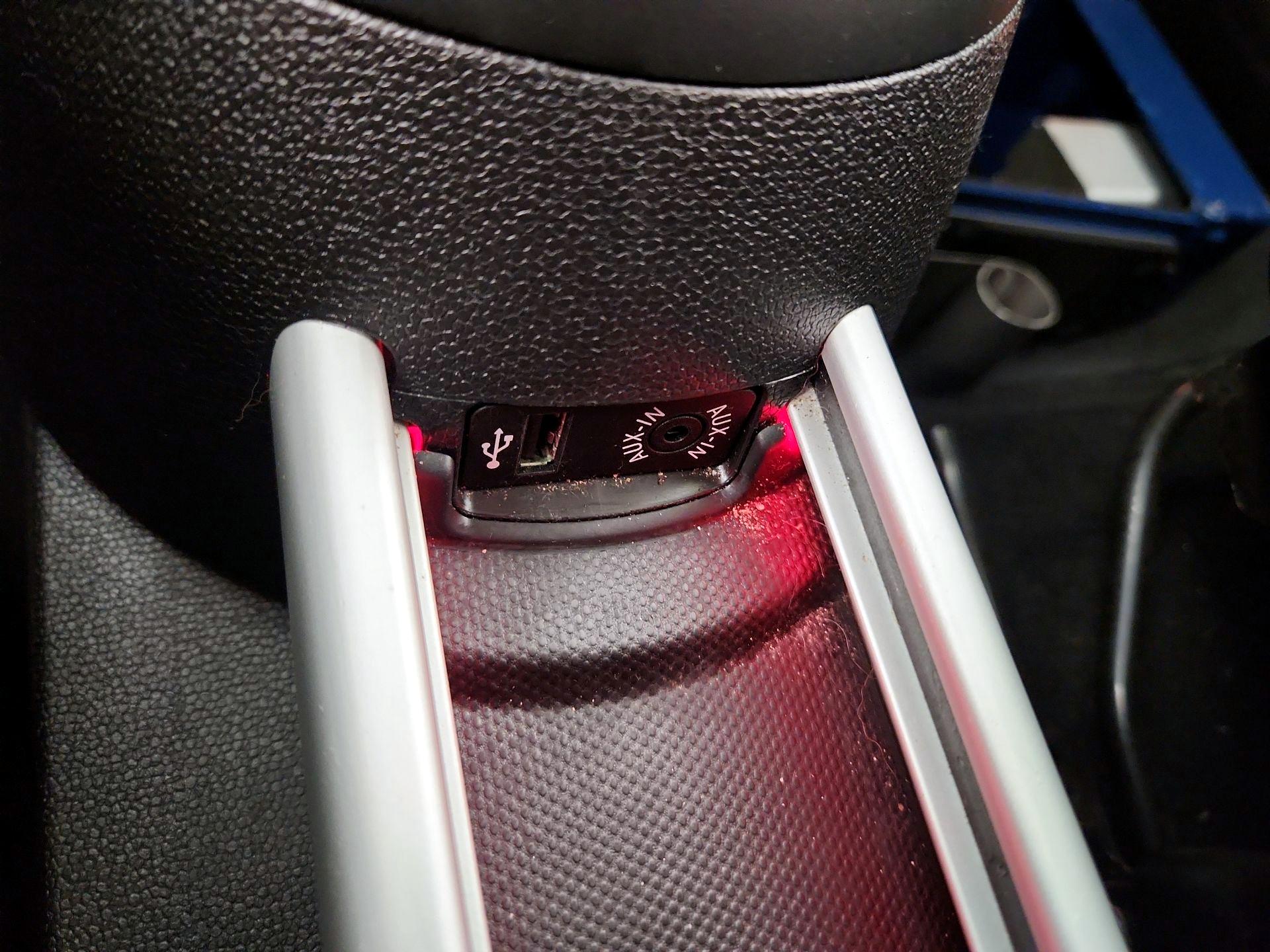 Thumbnail: 2015 MINI Cooper Countryman - 17