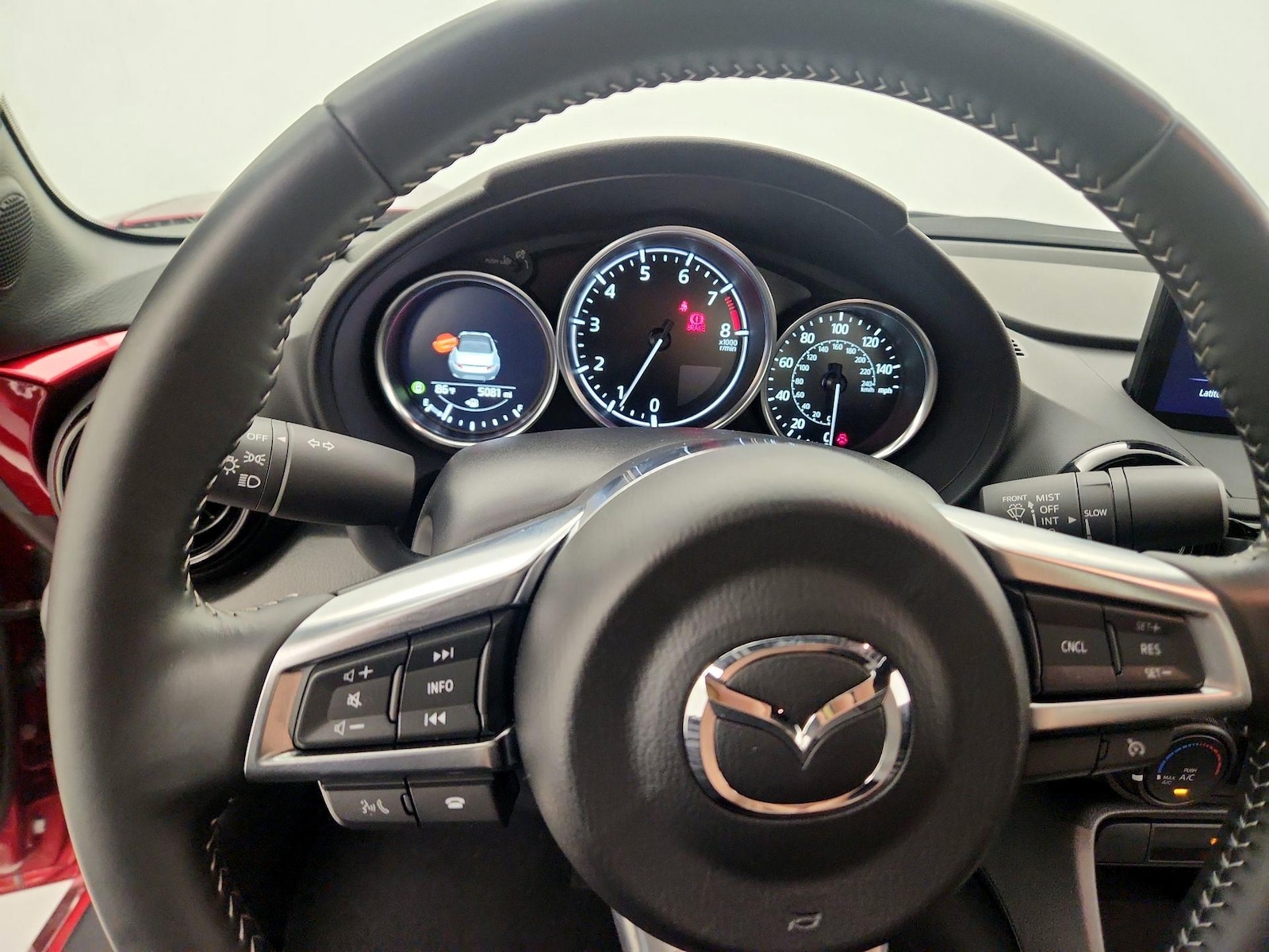 2026 Mazda MX-5 Miata Club - Photo 11