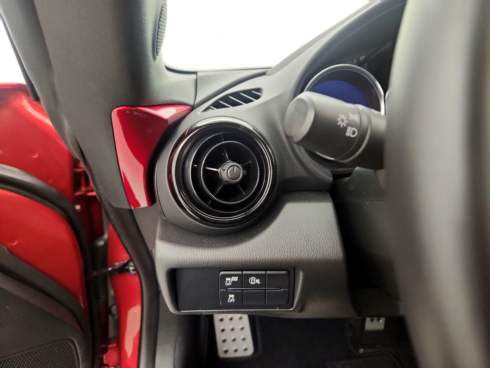 2026 Mazda MX-5 Miata Club - Photo 14