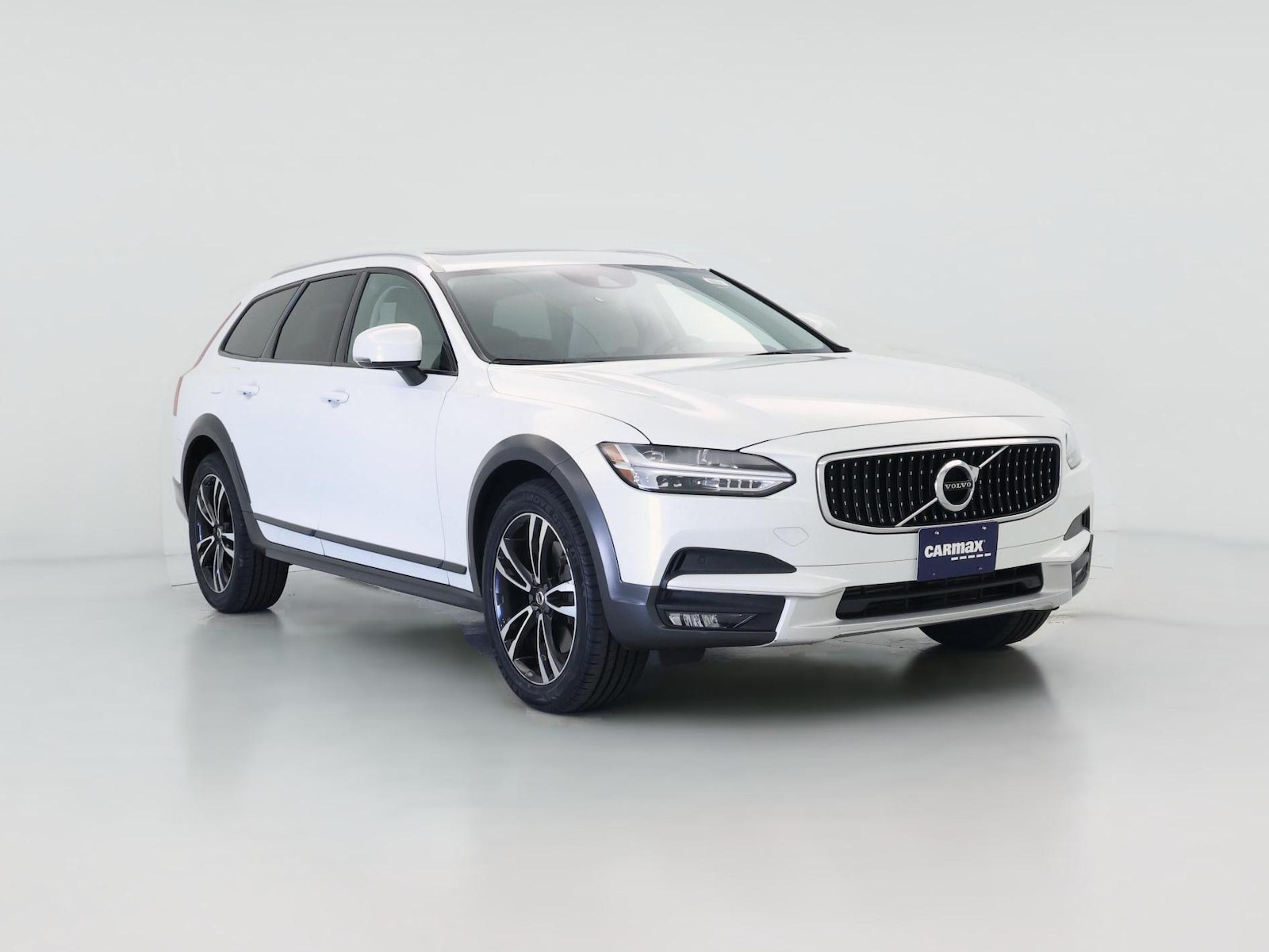2019 Volvo V90 Cross Country Base