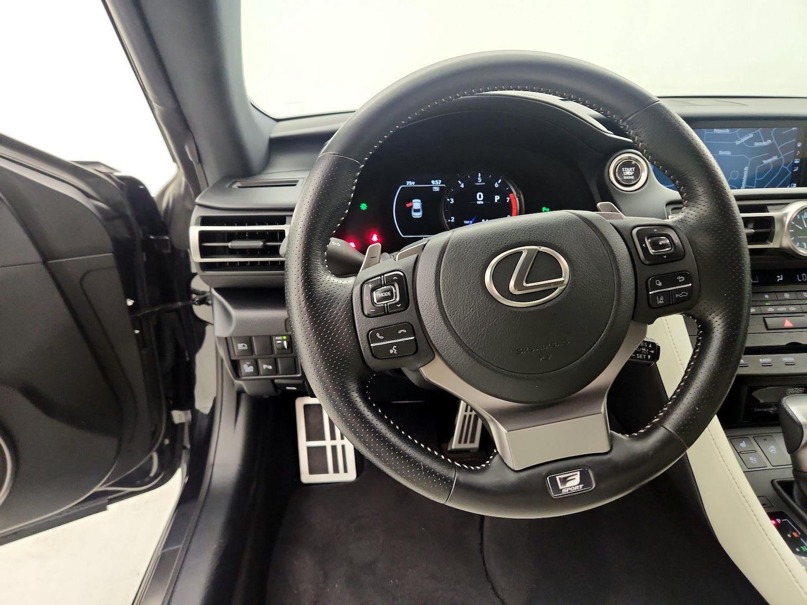 2022 Lexus RC 350 F SPORT - Photo 11