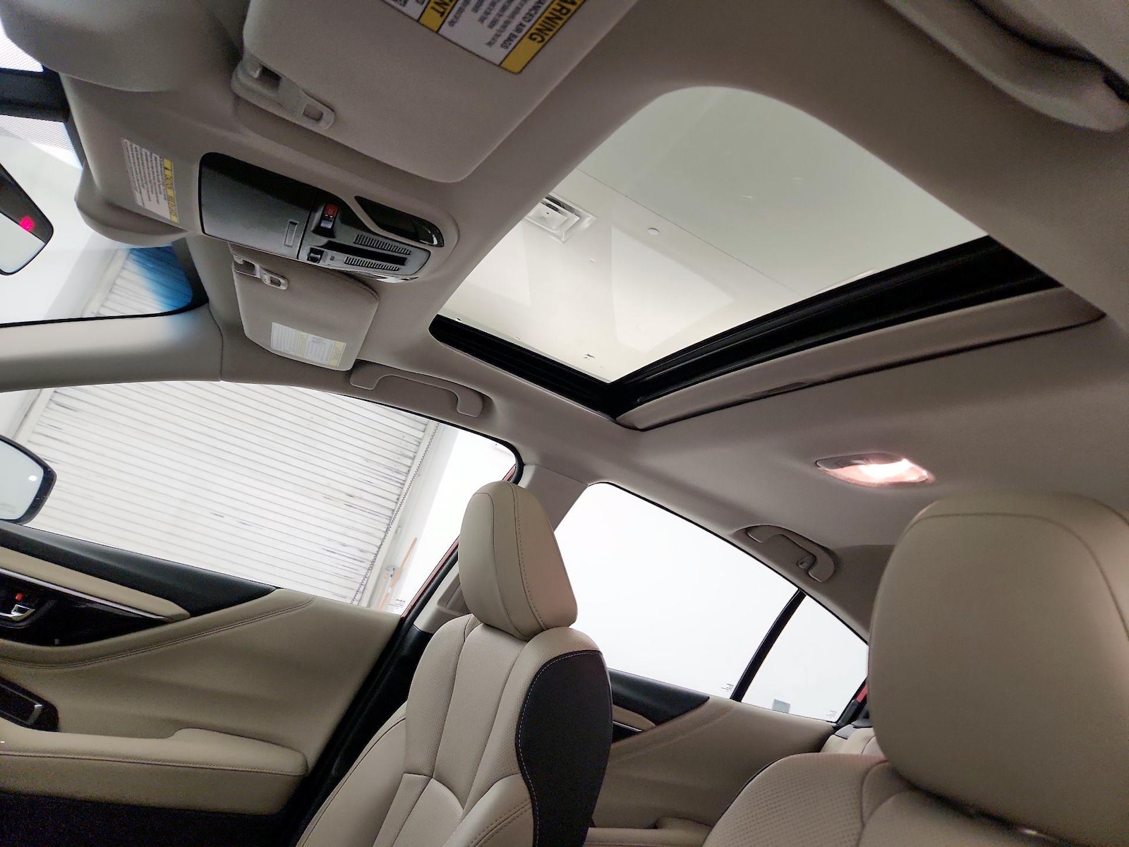 Sunroof(s) & Overhead Airbags