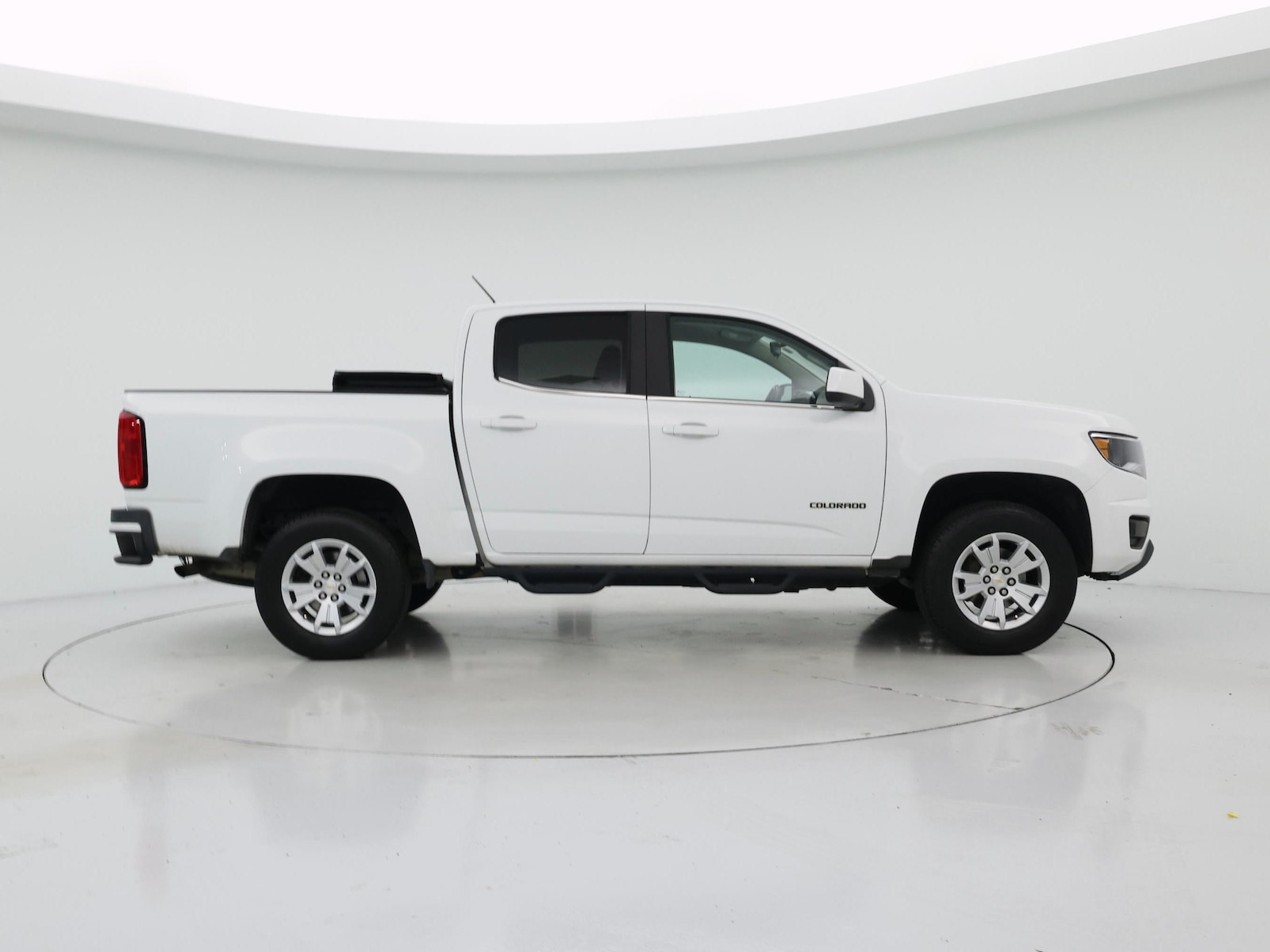 2019 Chevrolet Colorado LT - Photo 8