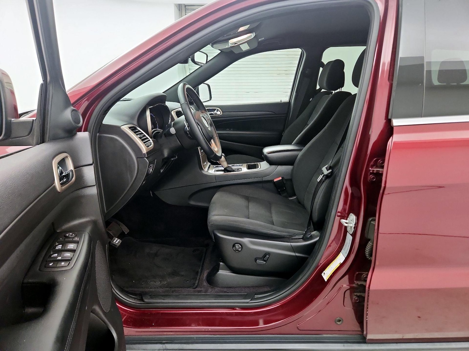 Power Seat(s) & Side Airbags