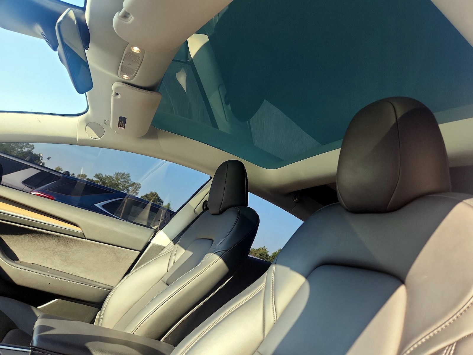Skylight(s) & Overhead Airbags