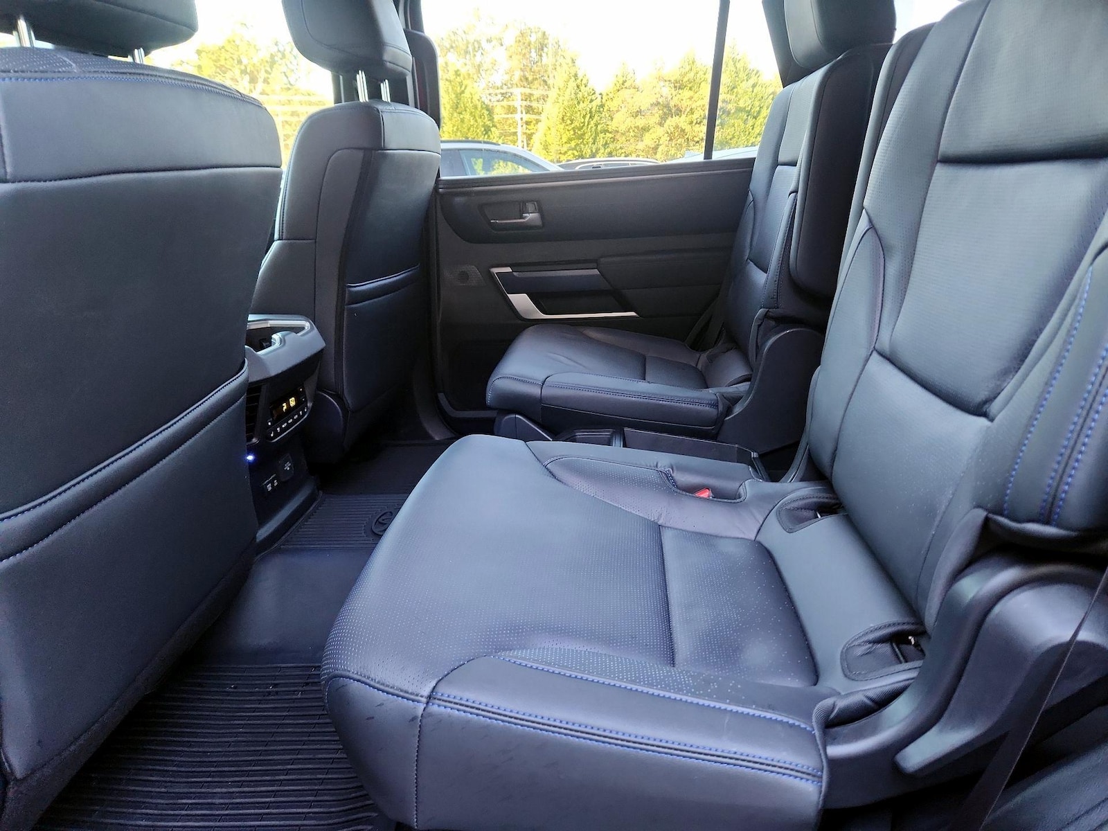 Rear Air Conditioning