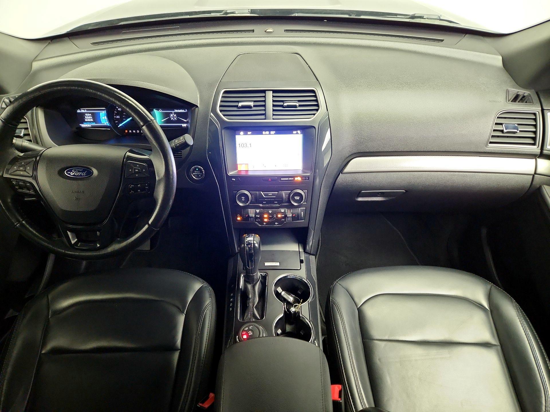 Thumbnail: 2019 Ford Explorer - 9