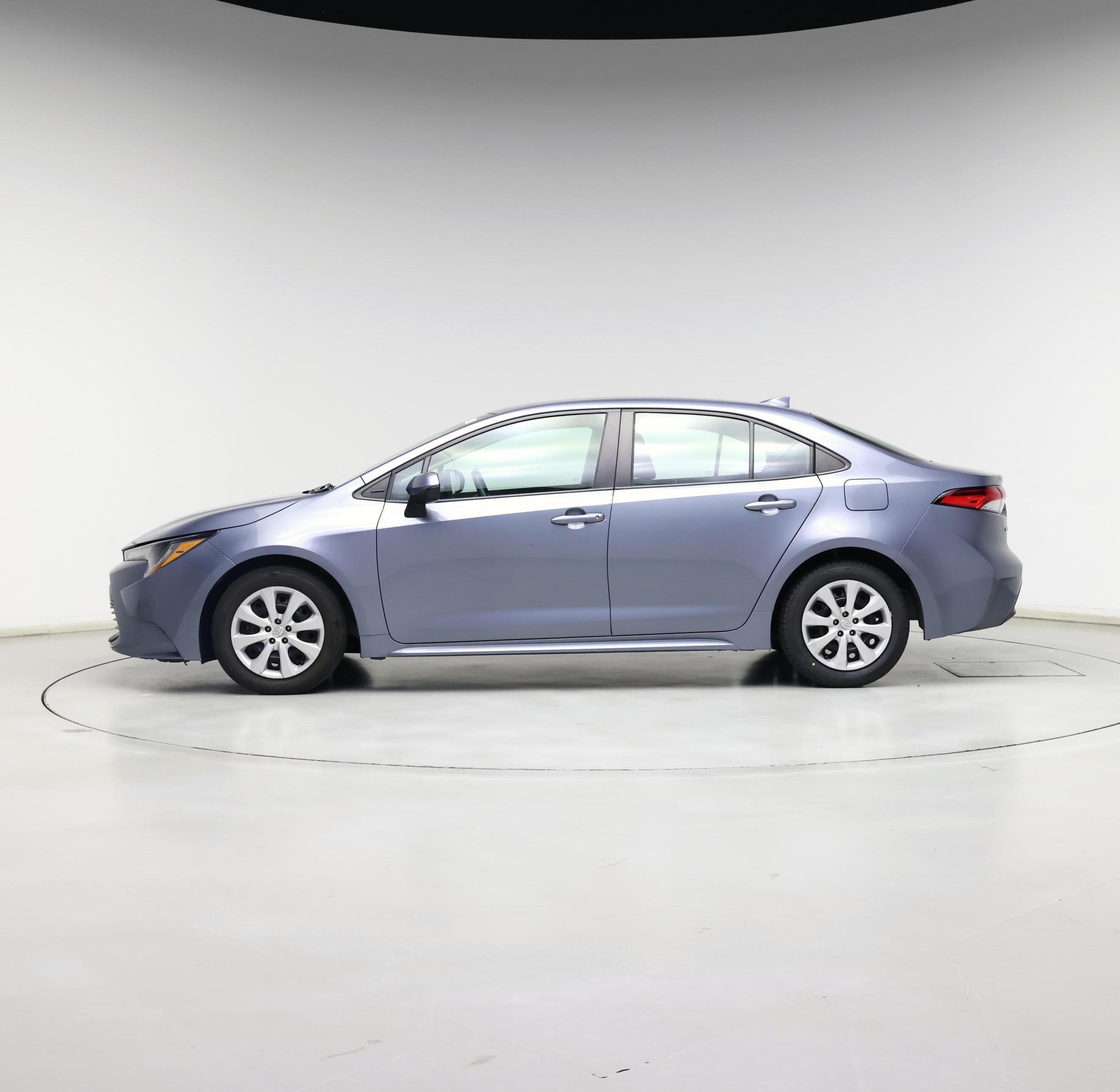 Thumbnail: 2024 Toyota Corolla - 3