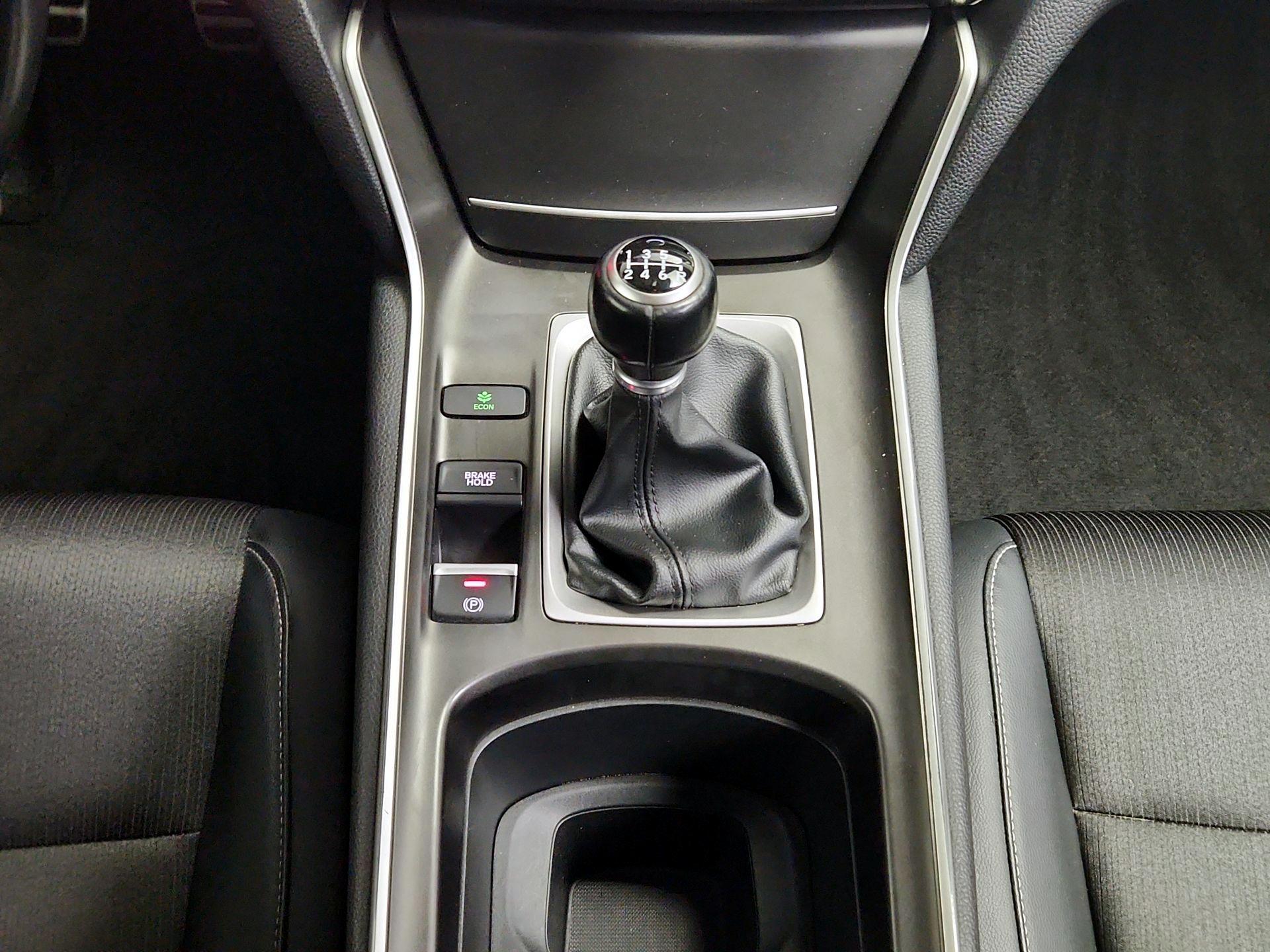 Thumbnail: 2018 Honda Accord - 17