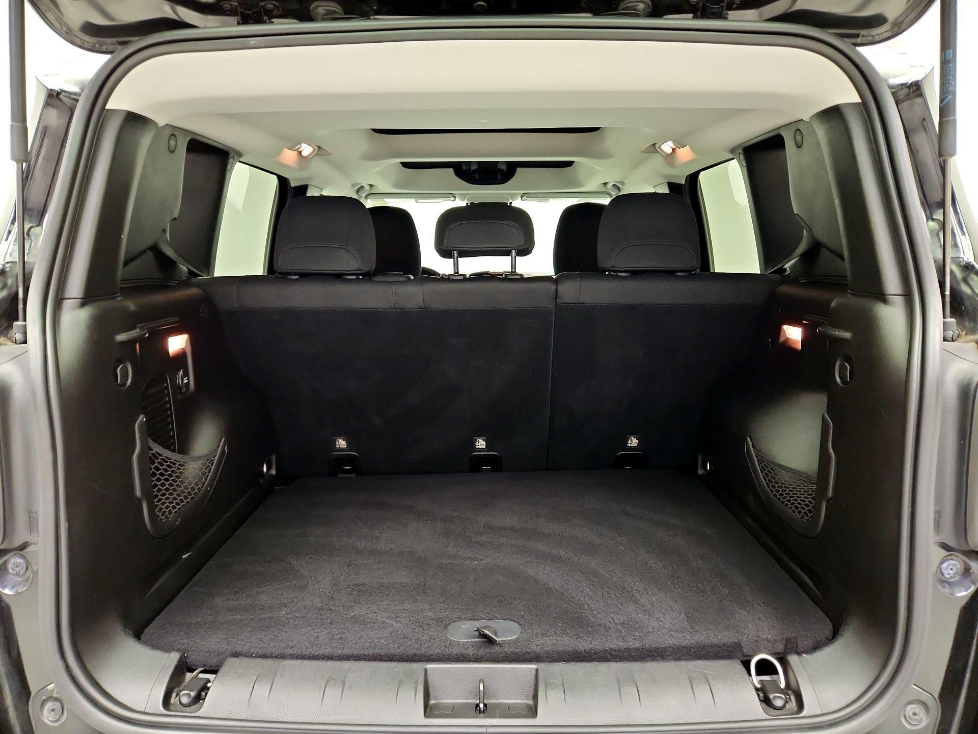Thumbnail: 2016 Jeep Renegade - 20